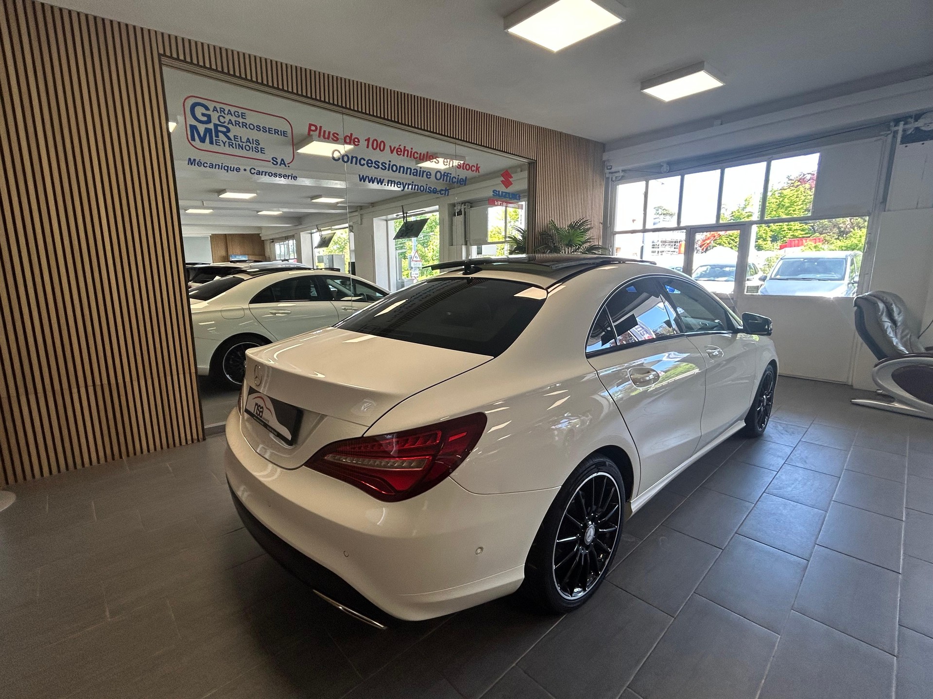 MERCEDES-BENZ CLA 200 Urban-image-7