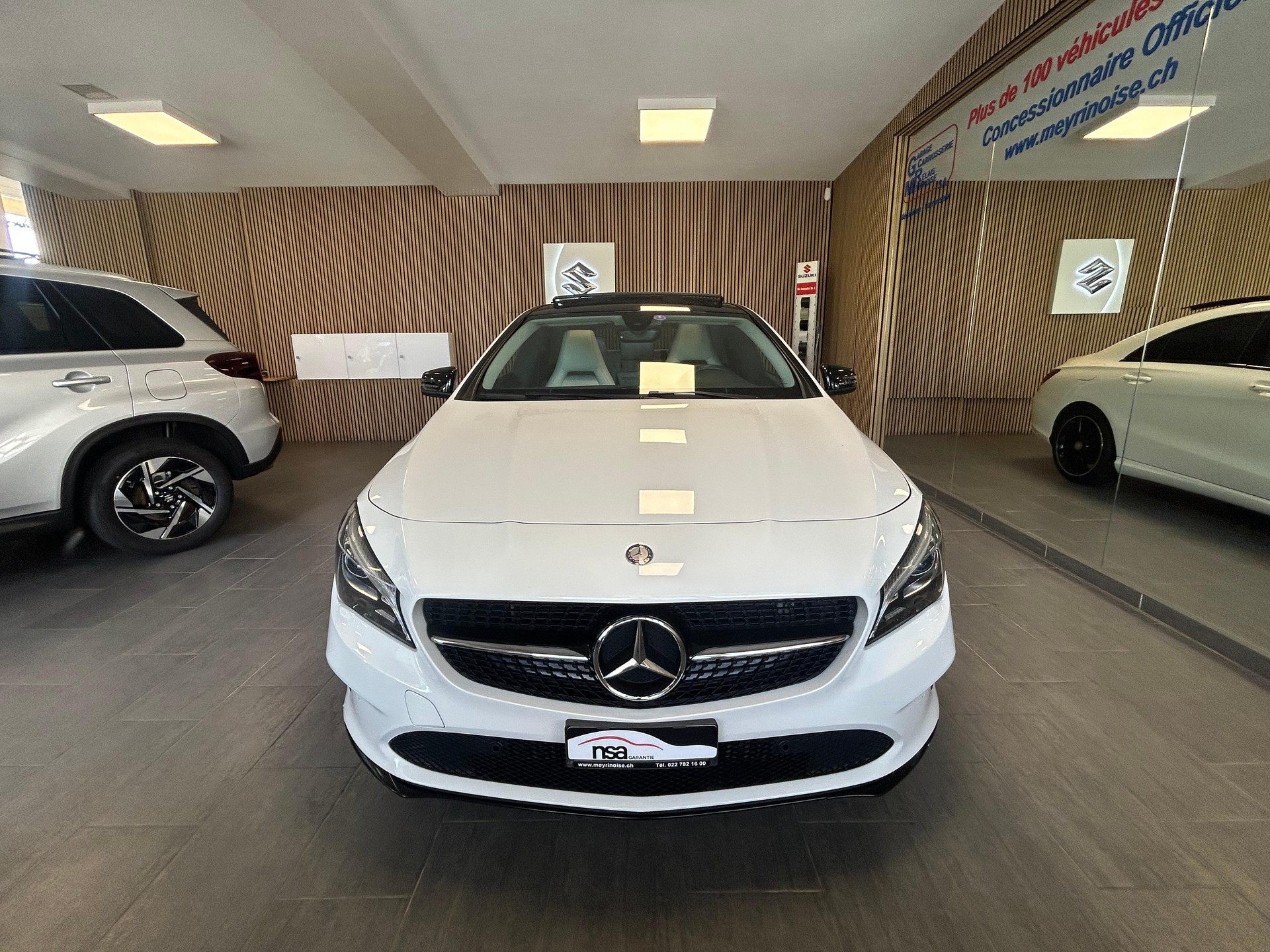 MERCEDES-BENZ CLA 200 Urban-image-3