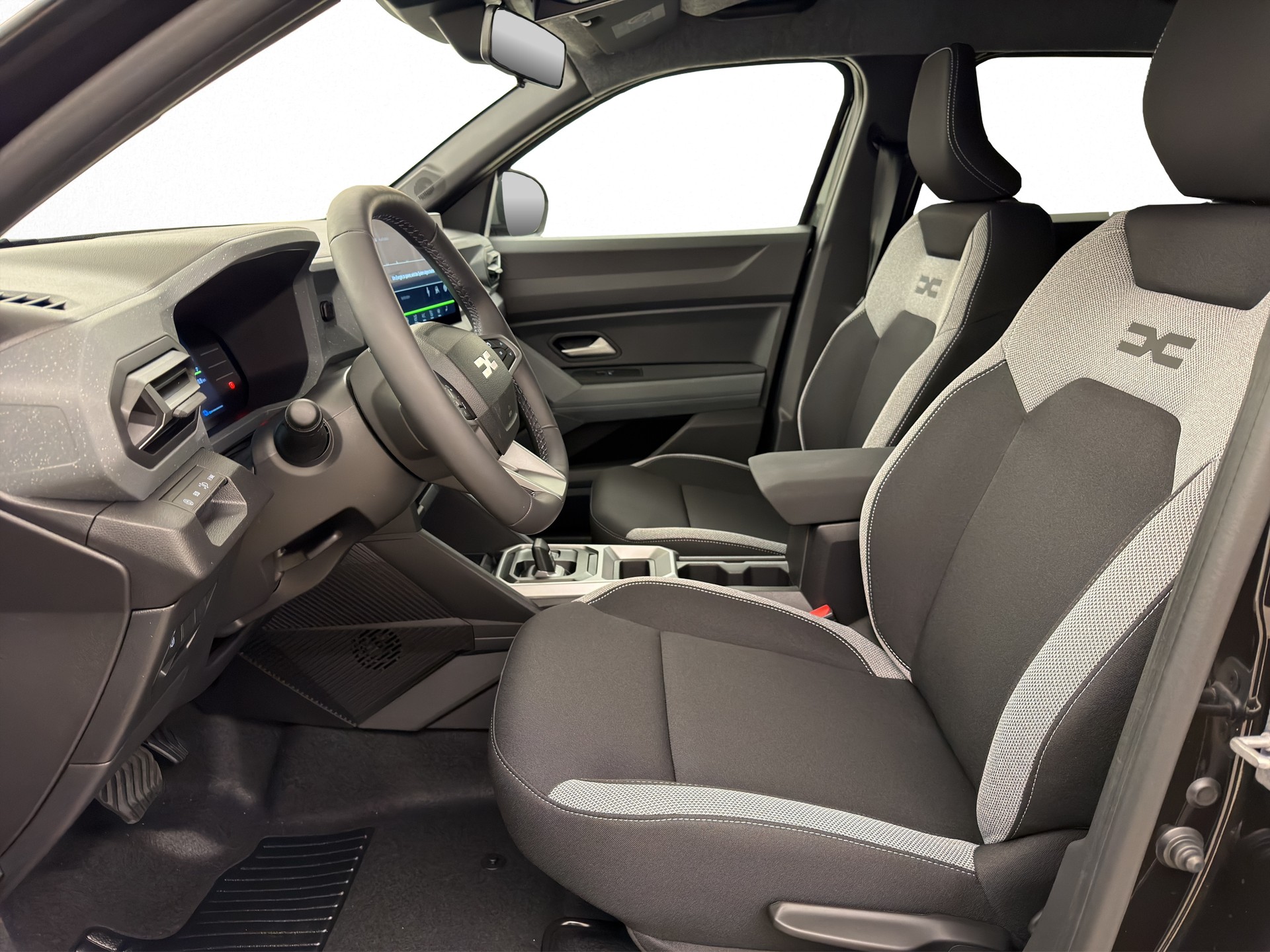 DACIA Duster 1.8 Hybrid Journey-image-6
