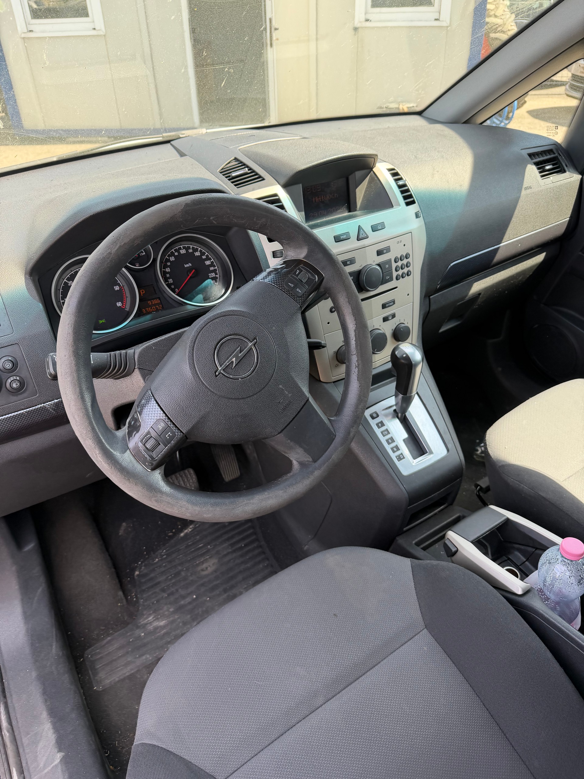 OPEL Zafira 1.9 CDTI Cosmo Automatic-image-8