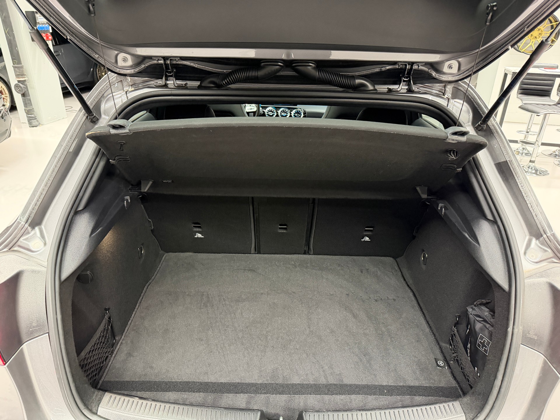 MERCEDES-BENZ A 250 AMG Line 4m *CH-Auto*Top Ausstattung*360°Kamera*Head-up*lückenlose Servicehistorie*-image-25