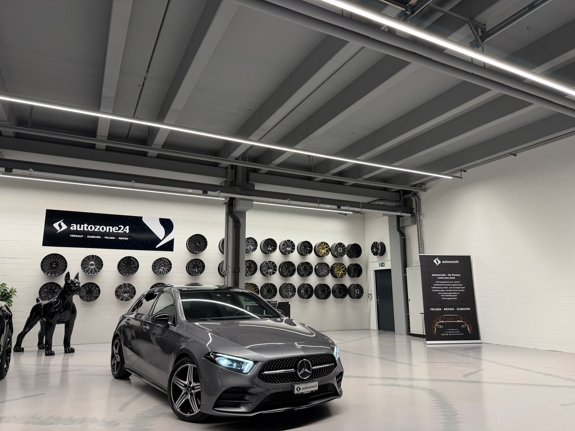 MERCEDES-BENZ A 250 AMG Line 4m *CH-Auto*Top Ausstattung*360°Kamera*Head-up*lückenlose Servicehistorie*-showroom-element-1