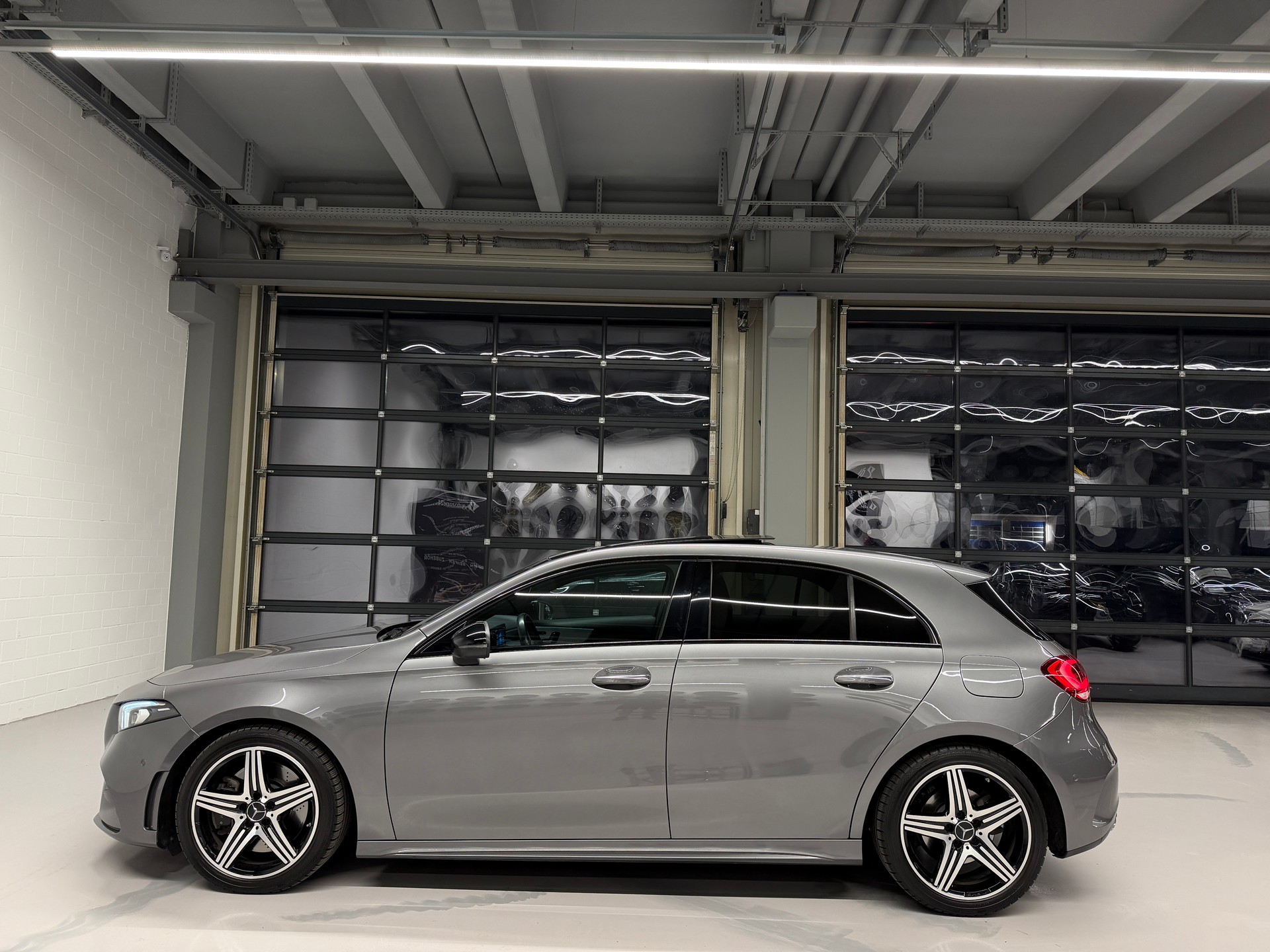 MERCEDES-BENZ A 250 AMG Line 4m *CH-Auto*Top Ausstattung*360°Kamera*Head-up*lückenlose Servicehistorie*-image-7