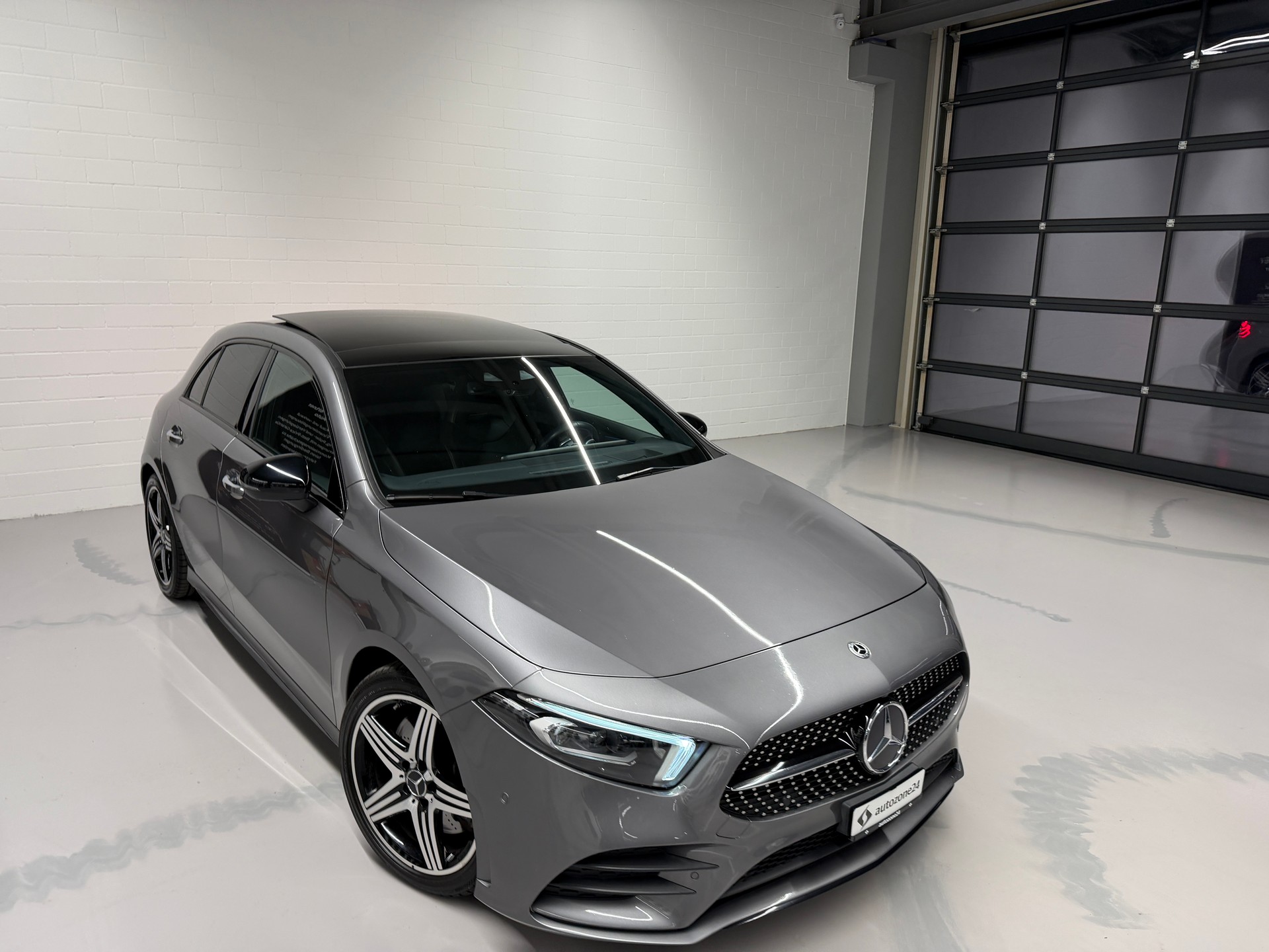 MERCEDES-BENZ A 250 AMG Line 4m *CH-Auto*Top Ausstattung*360°Kamera*Head-up*lückenlose Servicehistorie*-image-6