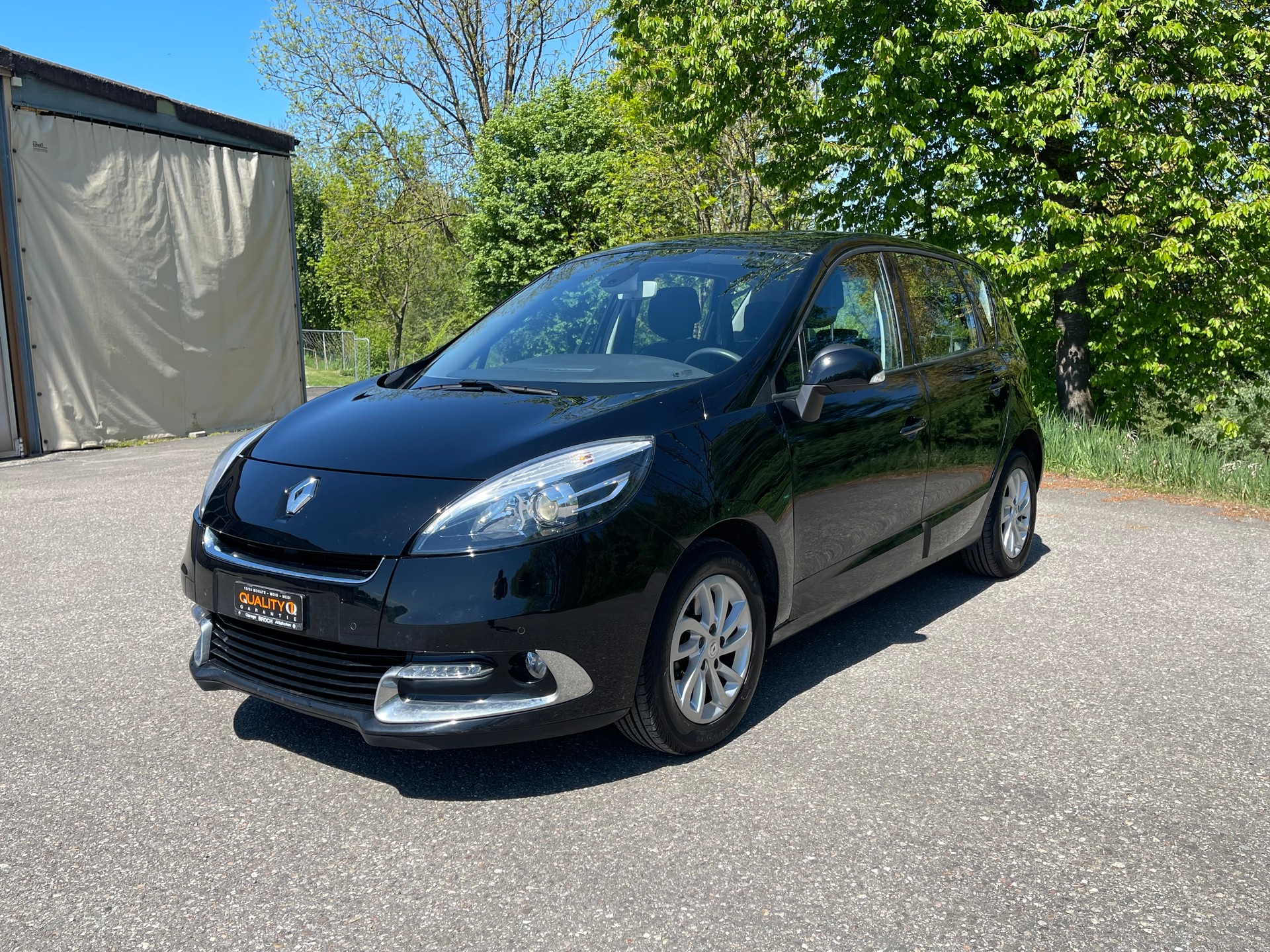 RENAULT Scénic 1.4 16V Turbo Bose-image-0