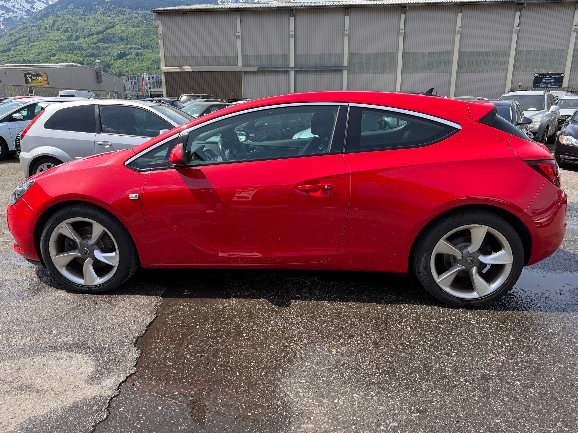 OPEL Astra GTC 1.6i 16V Sport-image-2