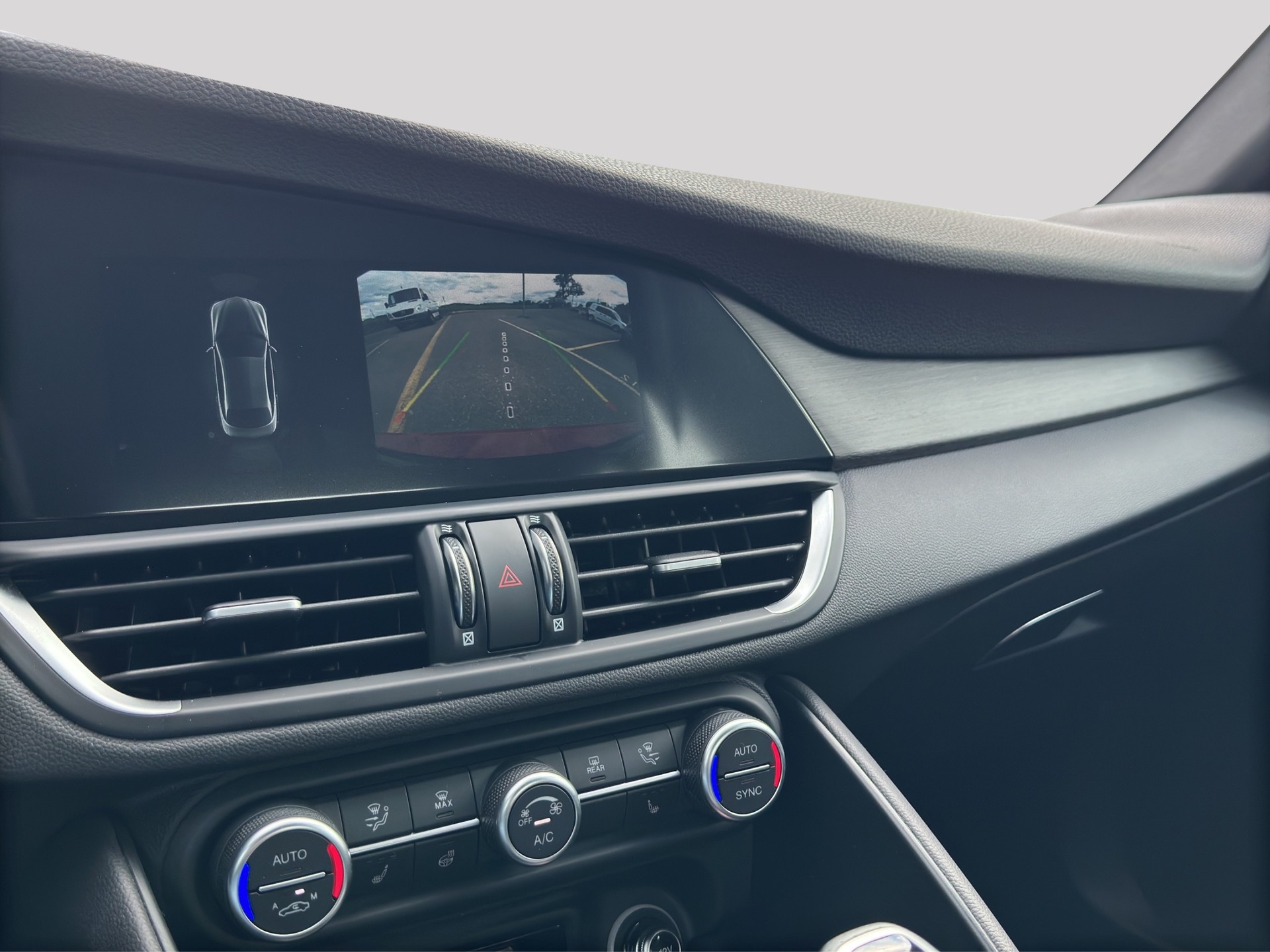 ALFA ROMEO Giulia 2.0 Ti Q4 AT8-image-13