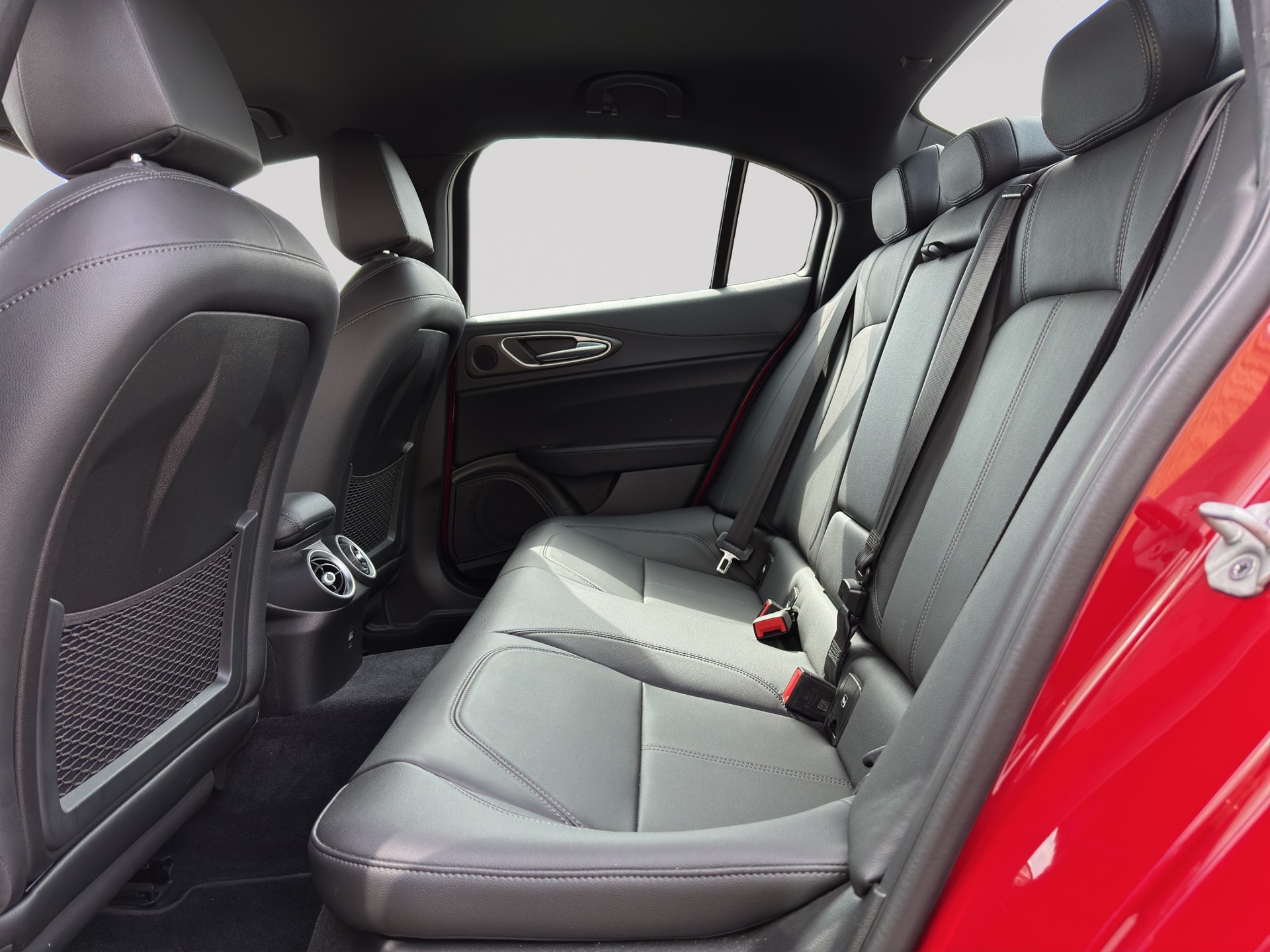 ALFA ROMEO Giulia 2.0 Ti Q4 AT8-image-7