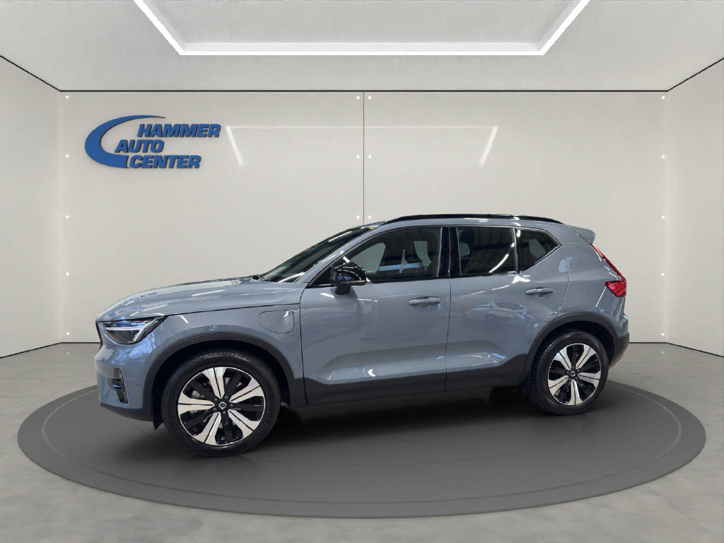 VOLVO XC40 1.5 T5 PiH Ultimate Dark-image-1