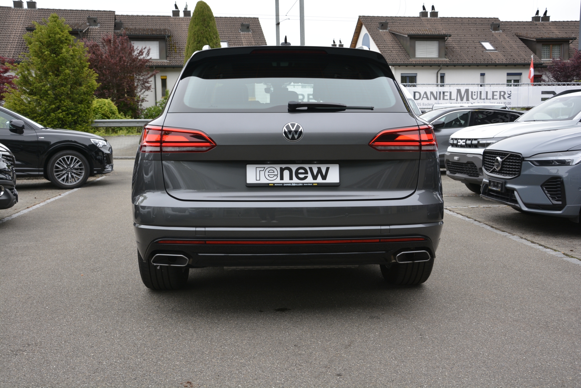 VW Touareg-image-4