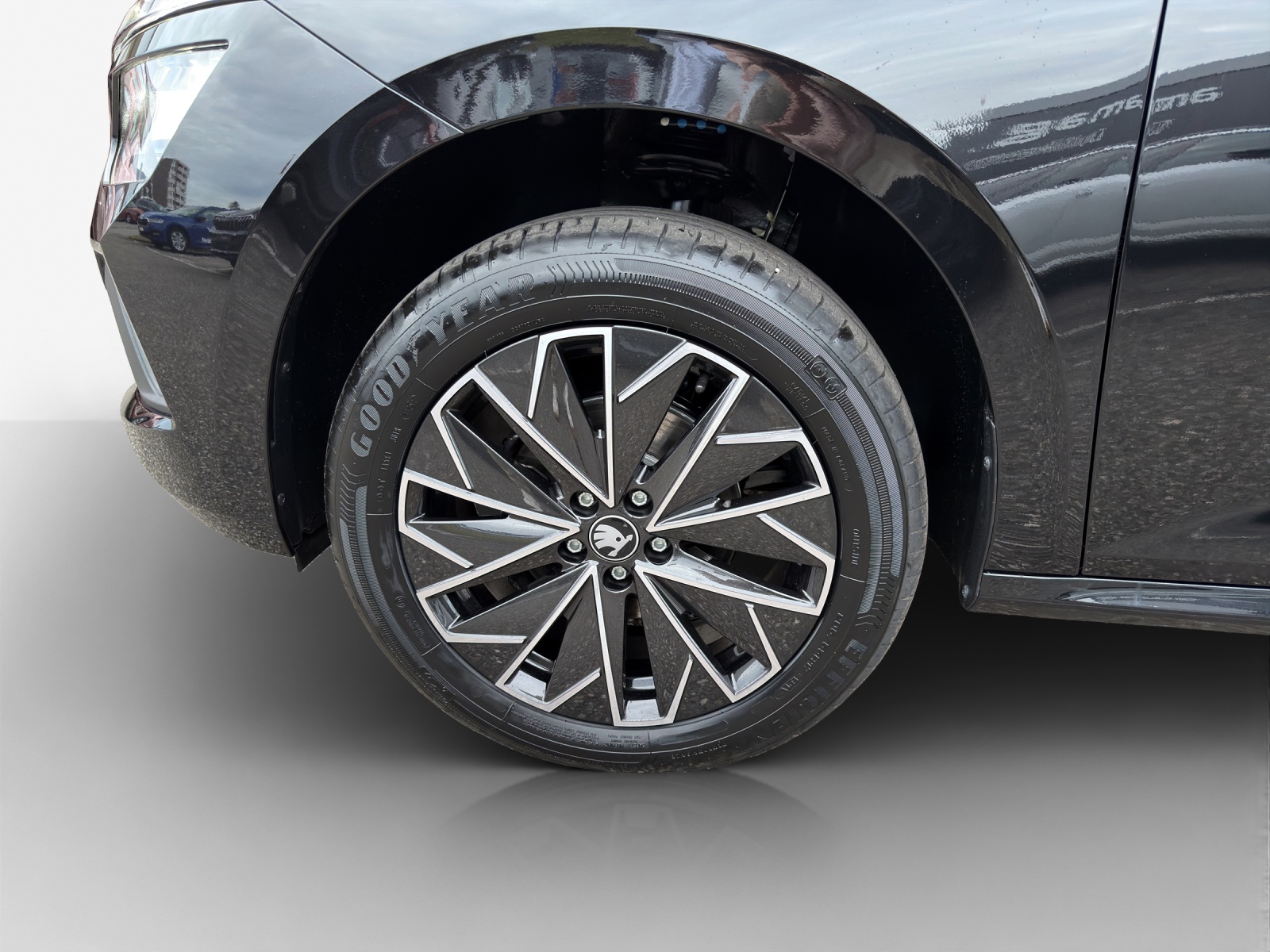 SKODA Kamiq 1.5 TSI Dynamic DSG-image-10