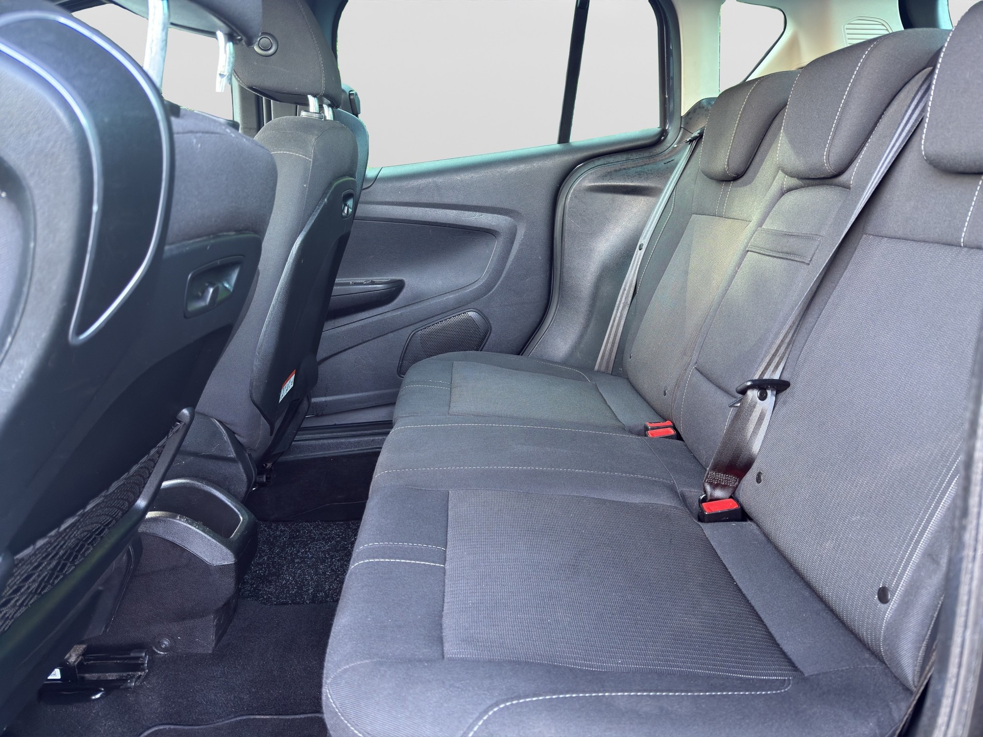FORD B-Max 1.0 SCTi Titanium-image-13