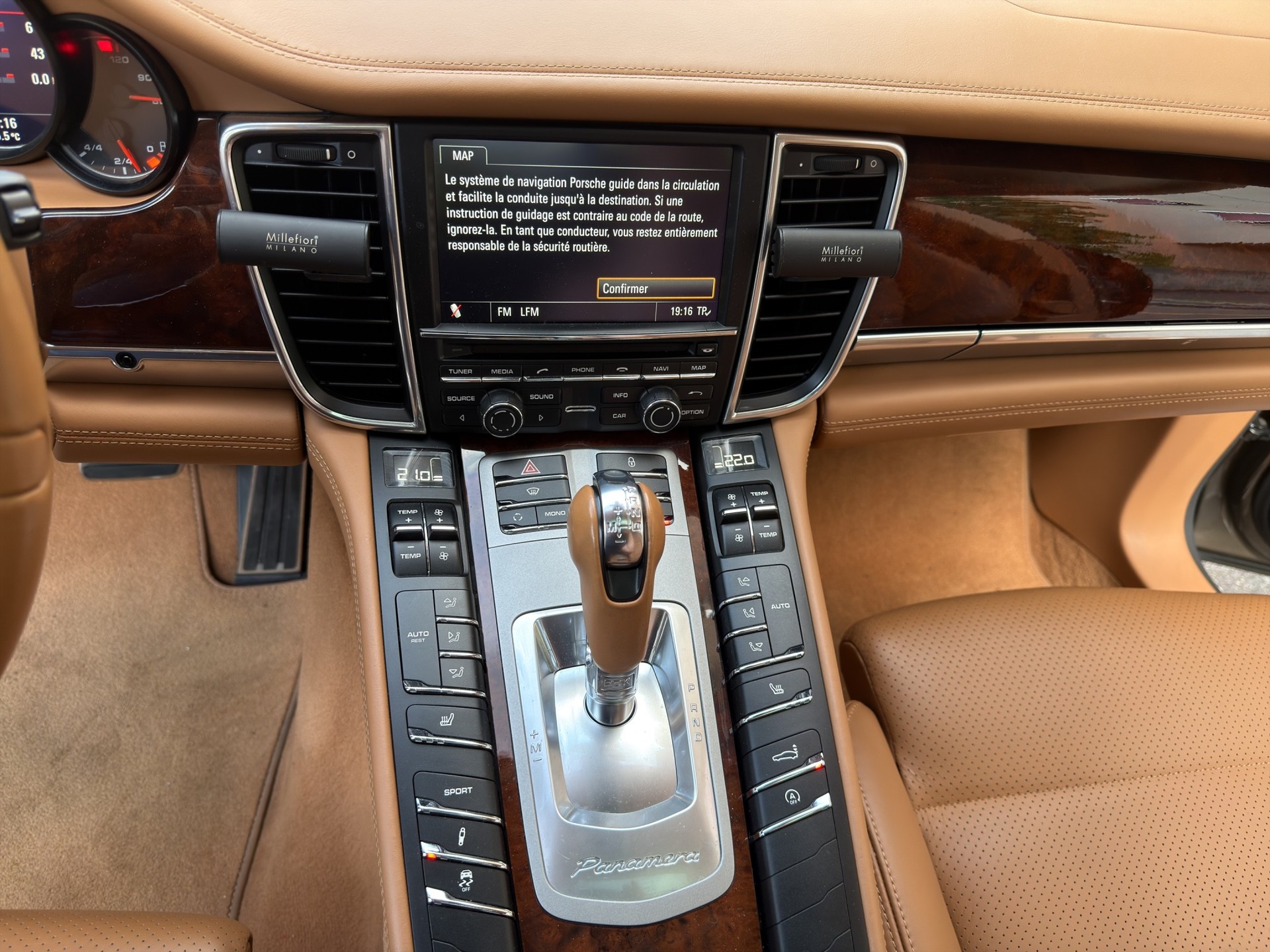 PORSCHE Panamera 4 3.6 PDK-image-12