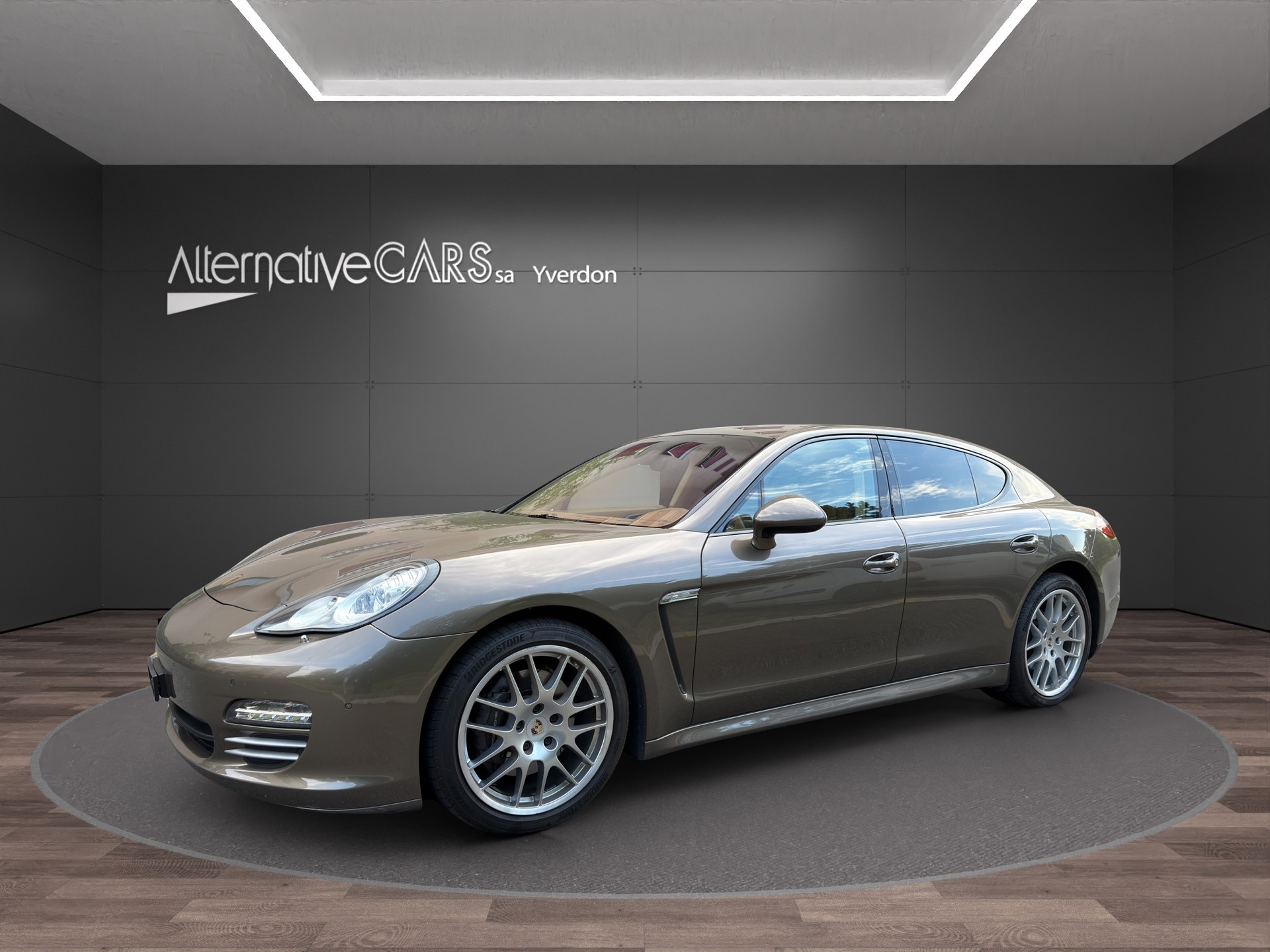 PORSCHE Panamera 4 3.6 PDK-image-1