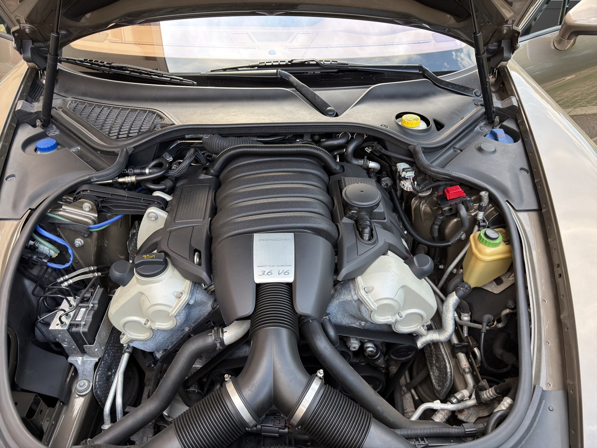 PORSCHE Panamera 4 3.6 PDK-image-18