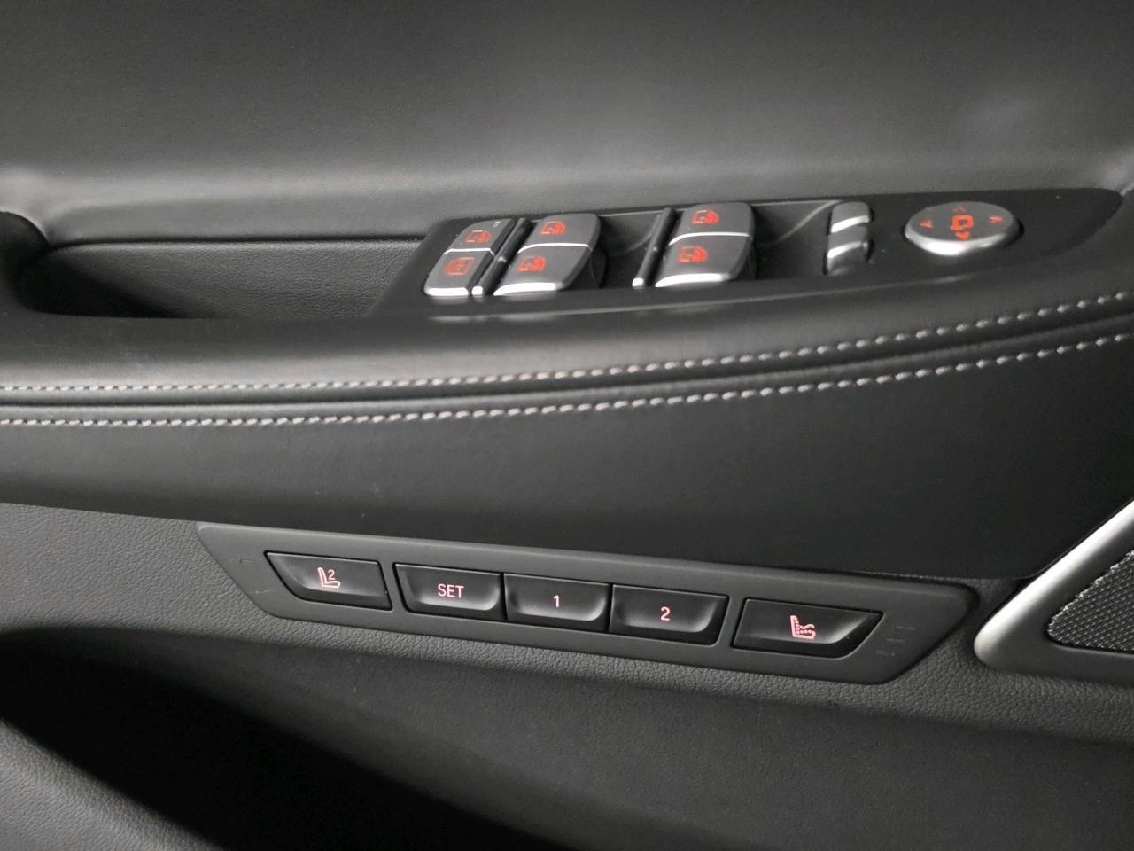 BMW 750i xDrive M Sport-image-10