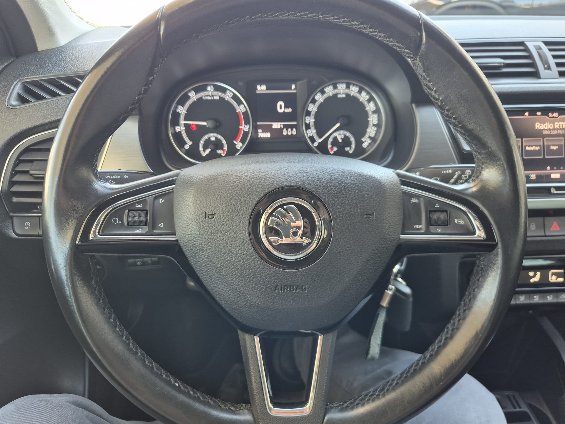SKODA Fabia Combi 1.0 TSI Clever DSG-image-9