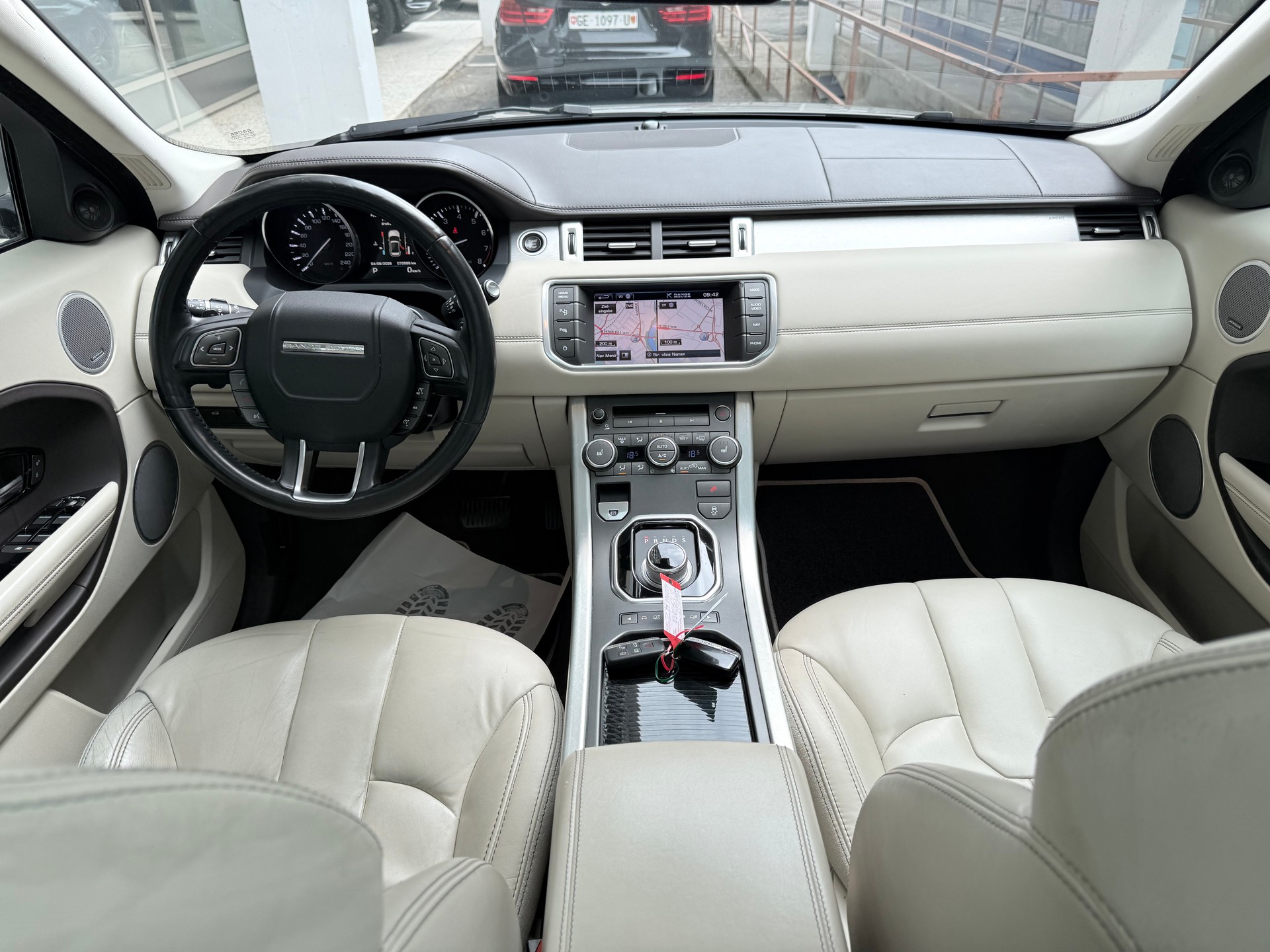 LAND ROVER Range Rover Evoque 2.0 Si4 Prestige AT6-image-8