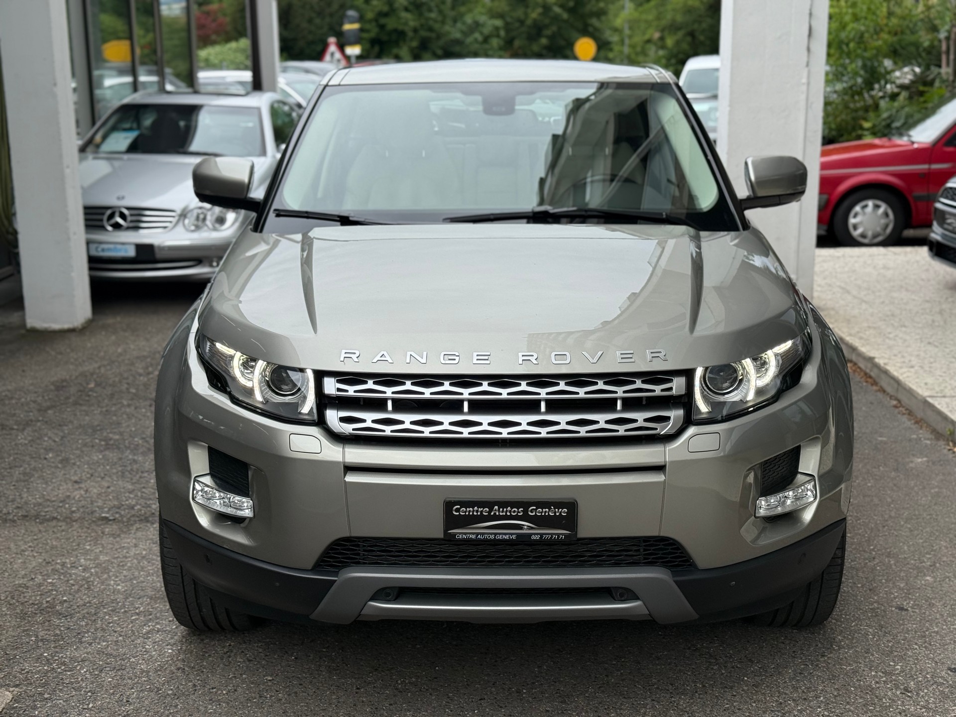 LAND ROVER Range Rover Evoque 2.0 Si4 Prestige AT6-image-0
