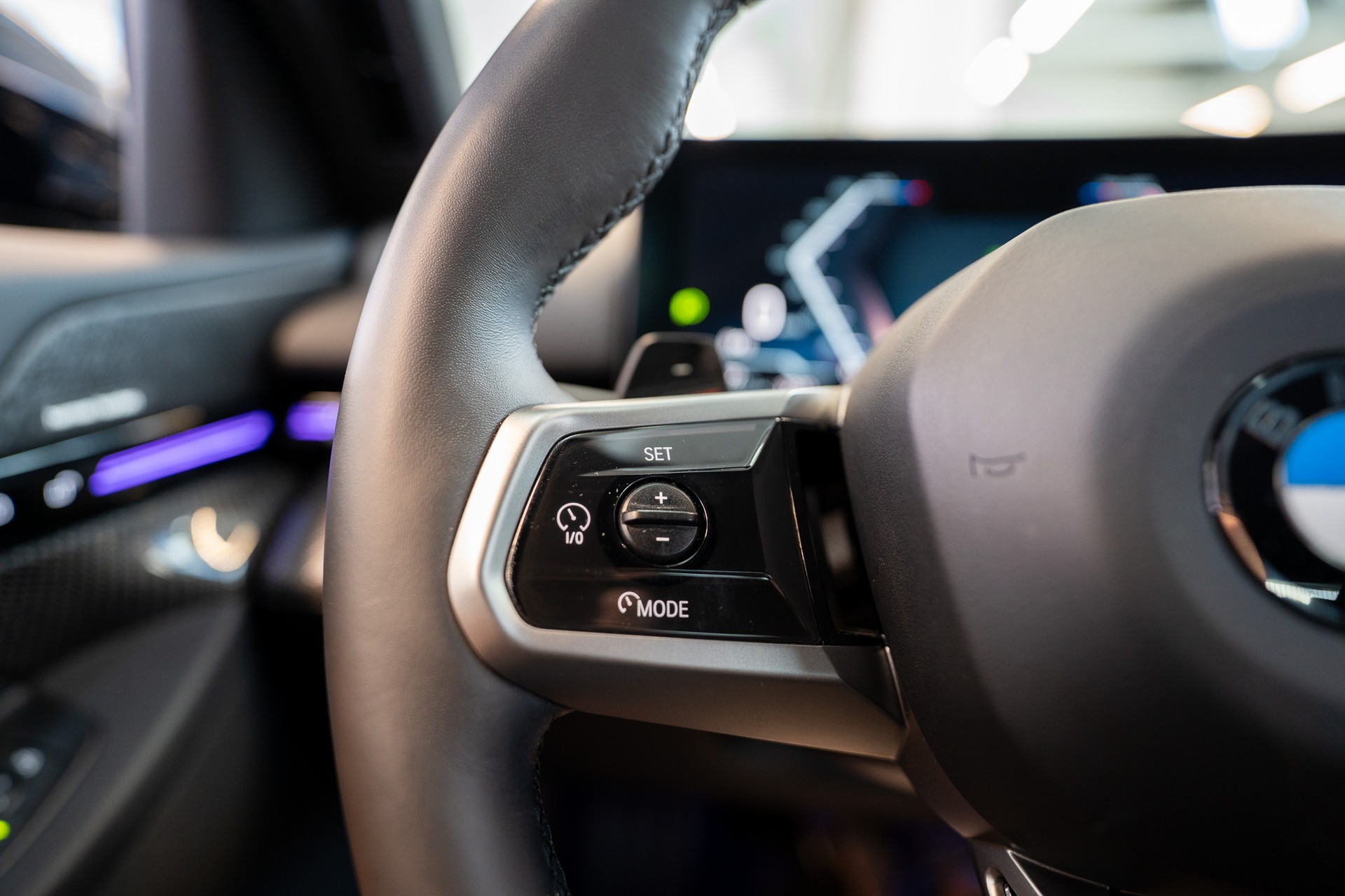 BMW 520i M Sport / 360°Kamera / HeadUp / Harman/Kardon /-image-18