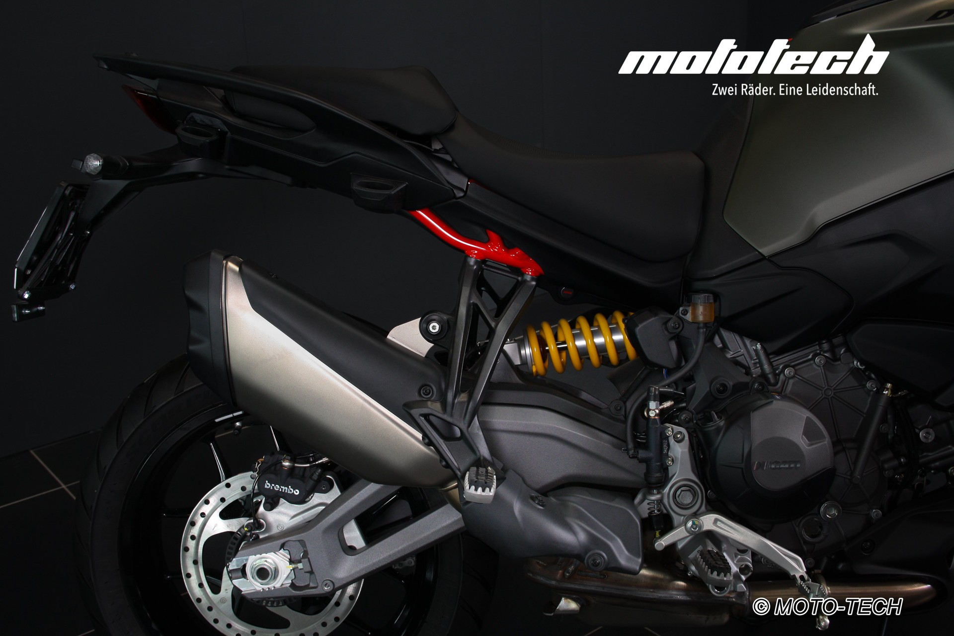 DUCATI Multistrada V2 S-image-8