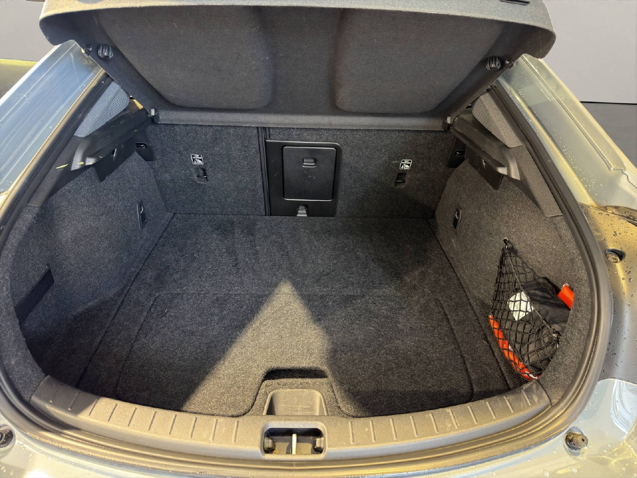POLESTAR 2 Long Range Single Motor-image-6