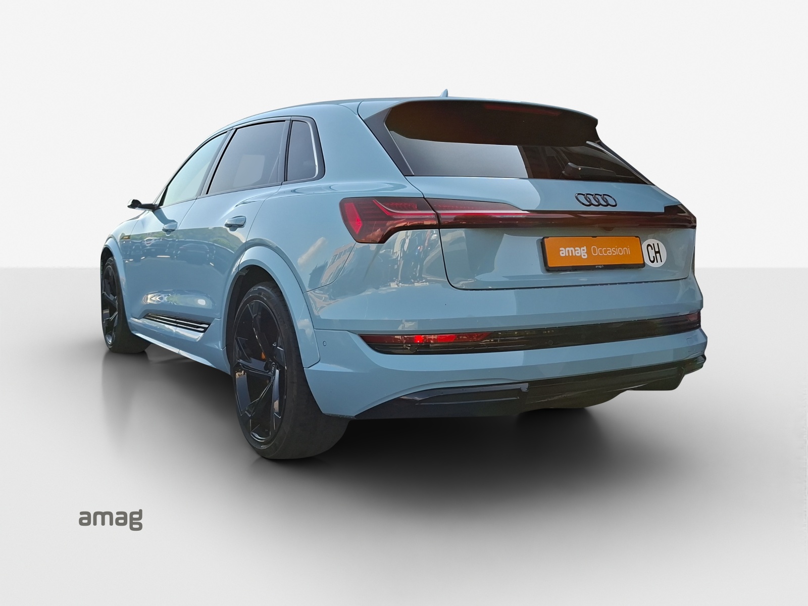 AUDI e-tron S quattro-image-2