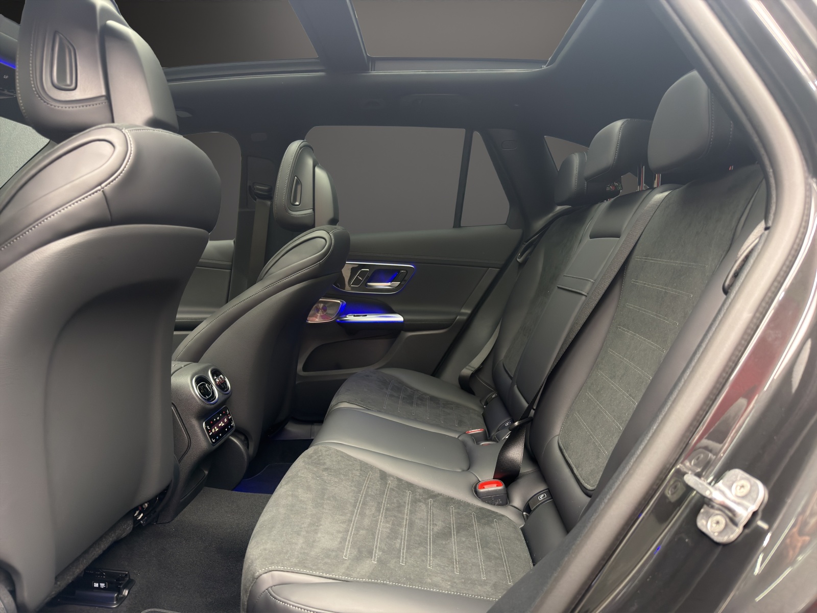 MERCEDES-BENZ GLC 400 e 4MATIC with EQ-Star Hybrid-image-9