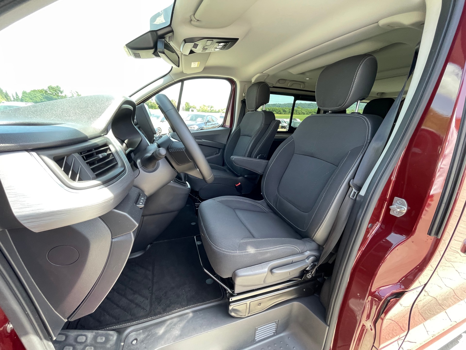 RENAULT Trafic Blue dCi 170 Spaceclass EDC-image-7