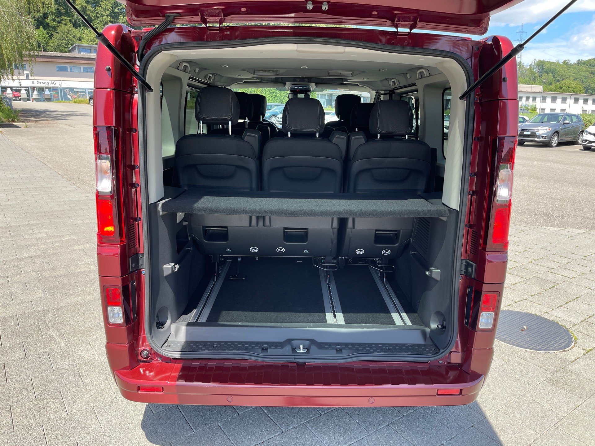 RENAULT Trafic Blue dCi 170 Spaceclass EDC-image-15