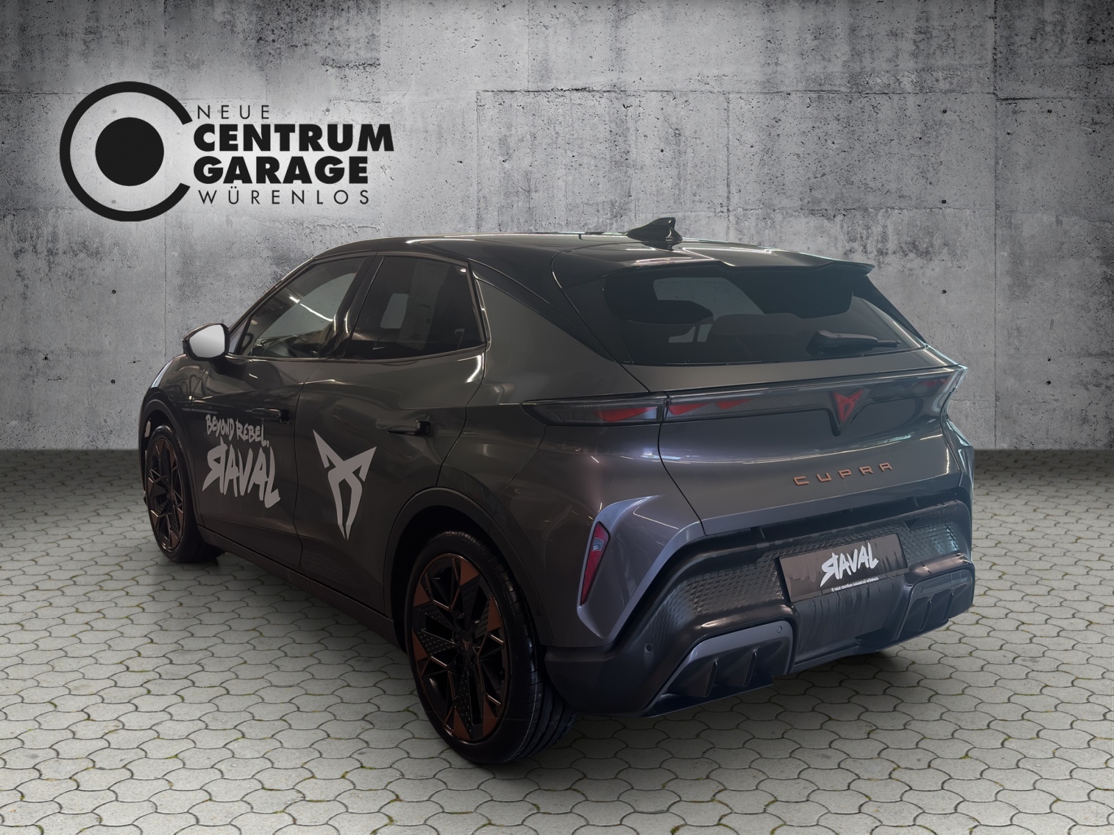 CUPRA Raval 52 kWh Dynamic+ Launch Edition-image-4