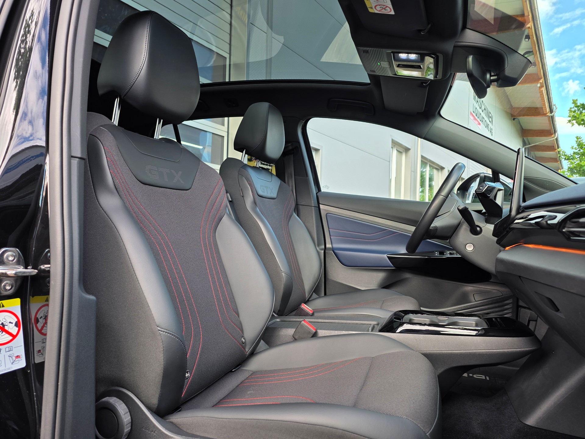 VW ID.5 GTX 77 kWh 4Motion ** BATTERIEZERTIFIKAT - EL.ANHÄNGERKUPPL. -HEAD UP DISPLAY -PANORAMA -ASSIS.PAKET -GARANTIE BIS 07.2029-image-9