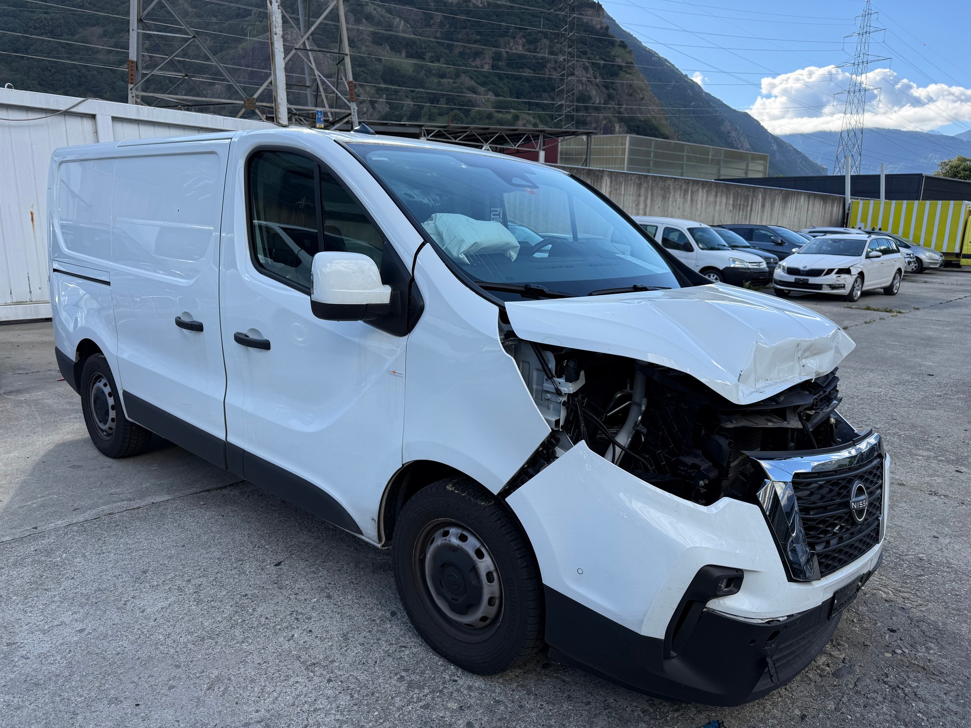 NISSAN Primastar dCi 150 3.0 L2H1 N-Connecta DCT-image-2