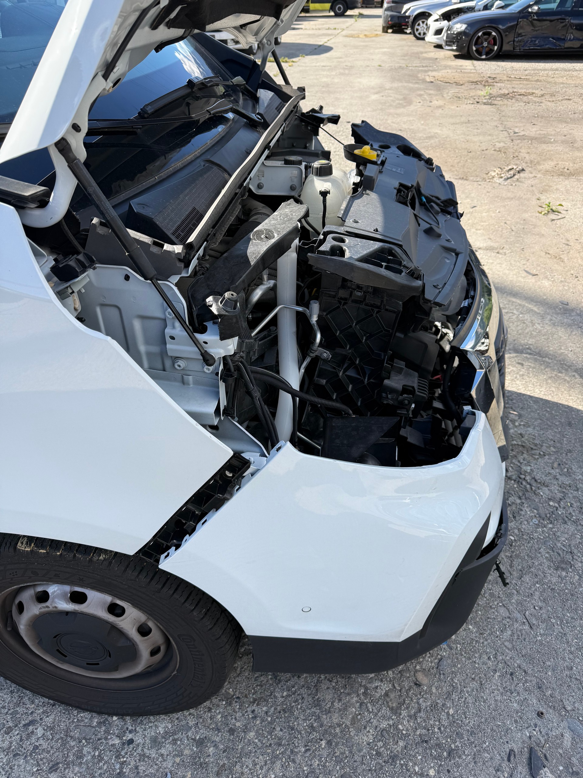 NISSAN Primastar dCi 150 3.0 L2H1 N-Connecta DCT-image-9