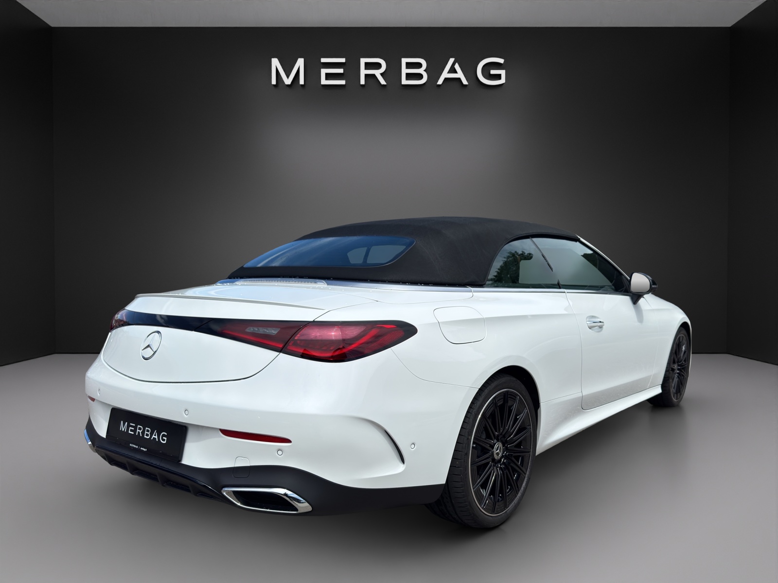 MERCEDES-BENZ CLE 200 Cabrio 4M-image-4