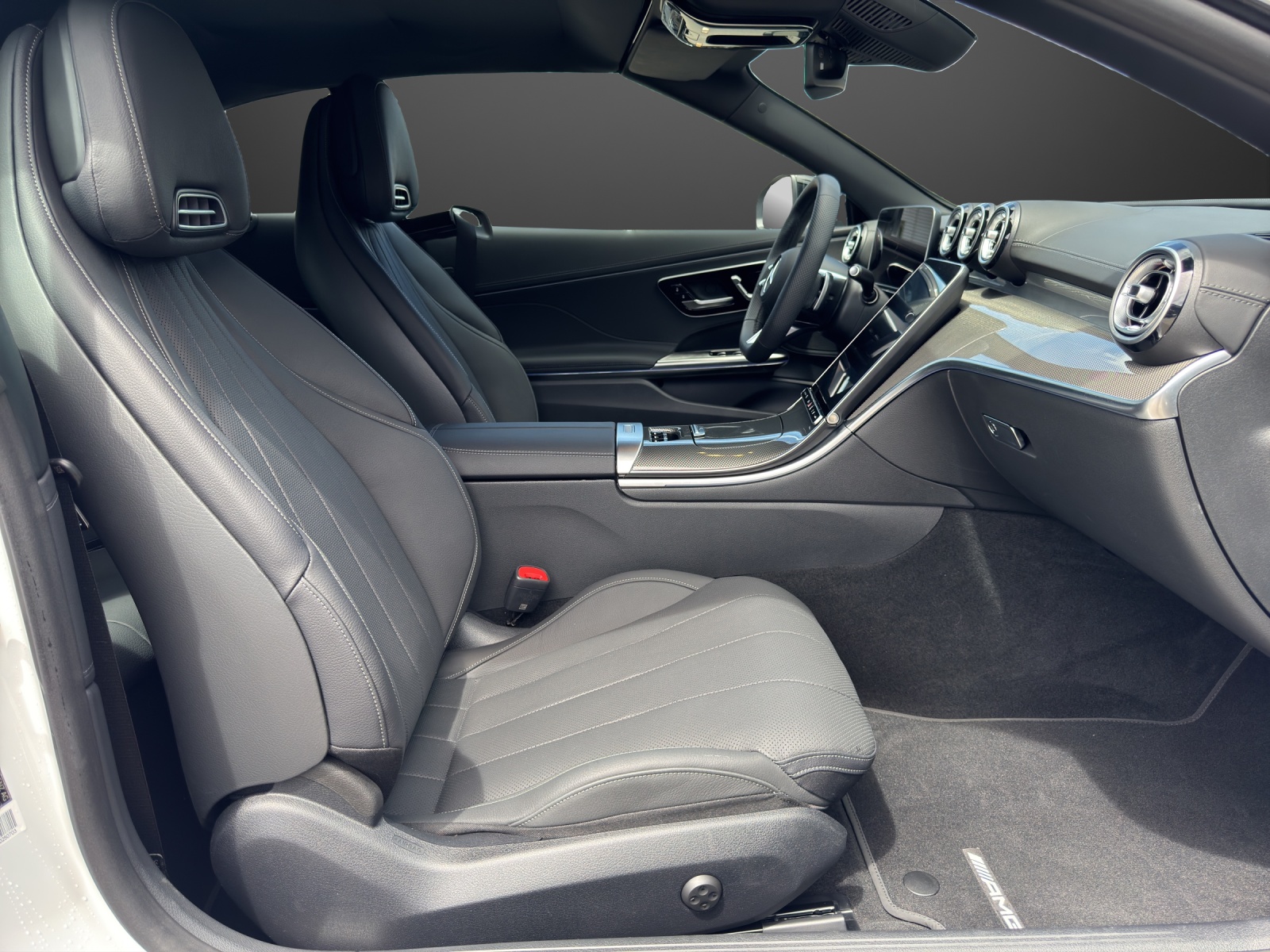 MERCEDES-BENZ CLE 200 Cabrio 4M-image-11