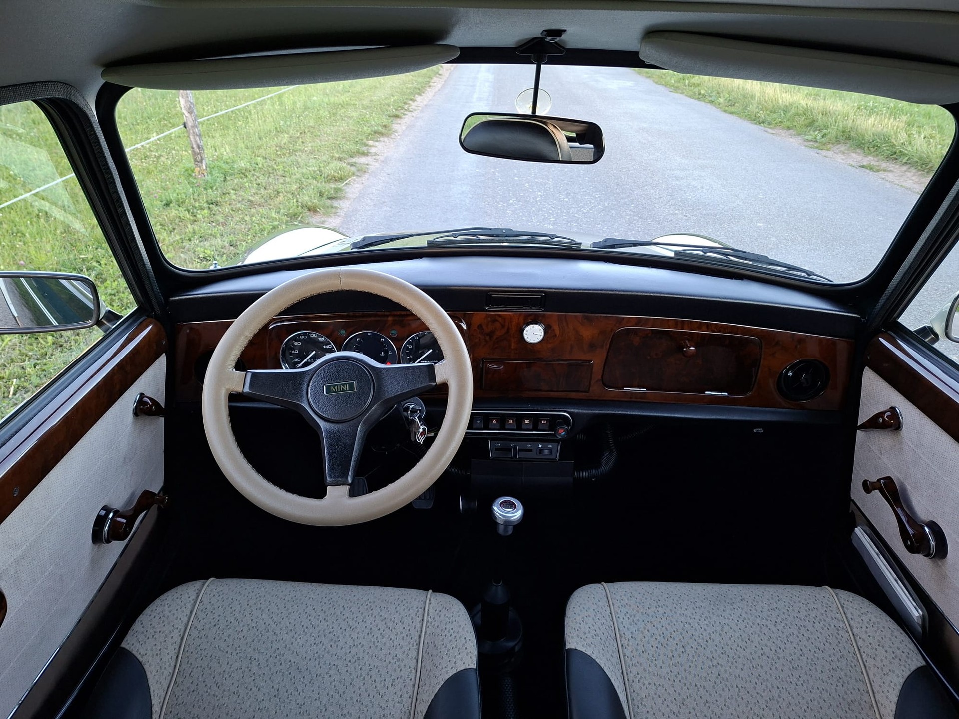 ROVER Mini Cooper 1.3i-image-8