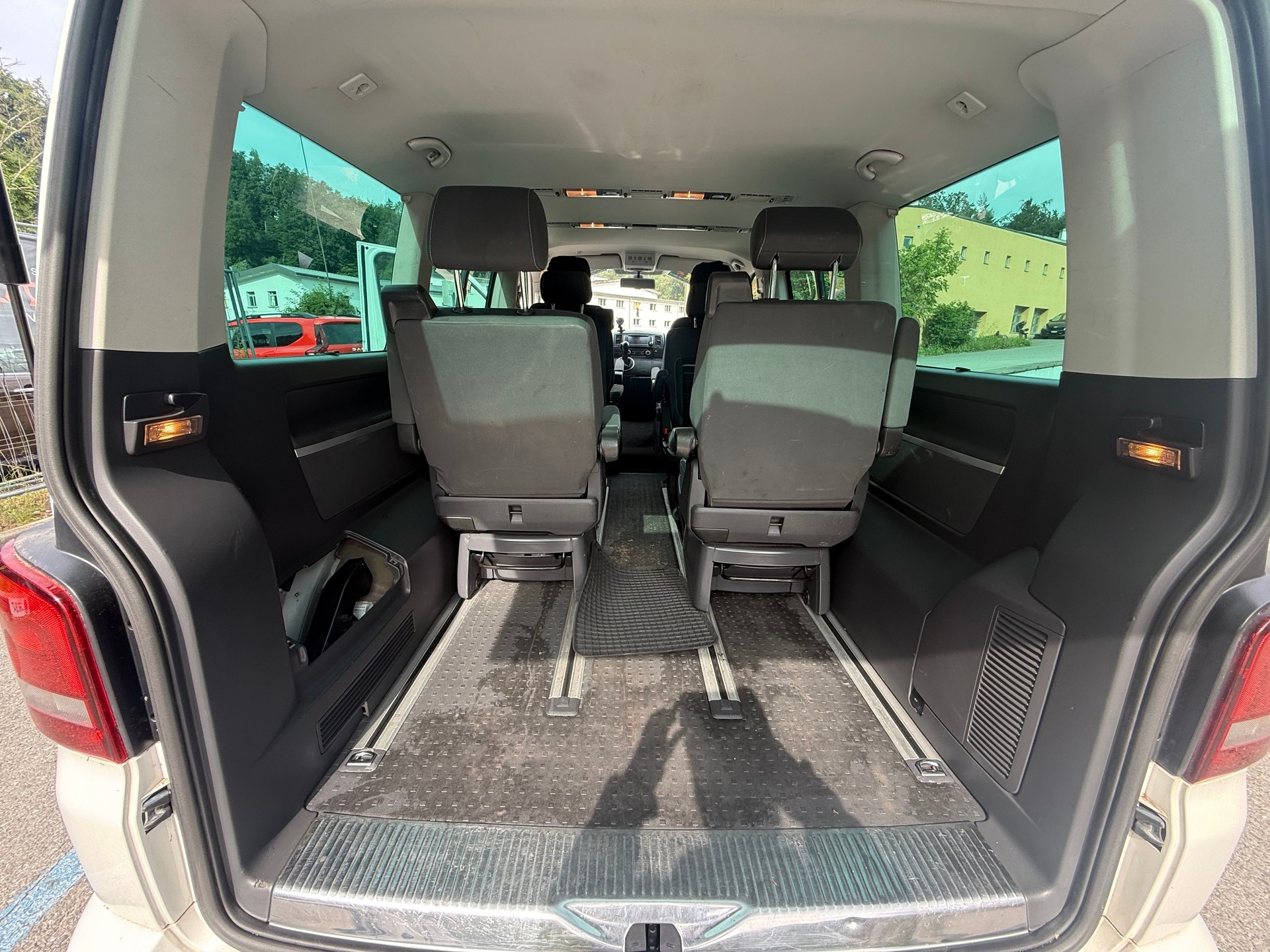 VW T5 Multivan 2.0 Bi-TDI CR Comfortline 4Motion DSG-image-10