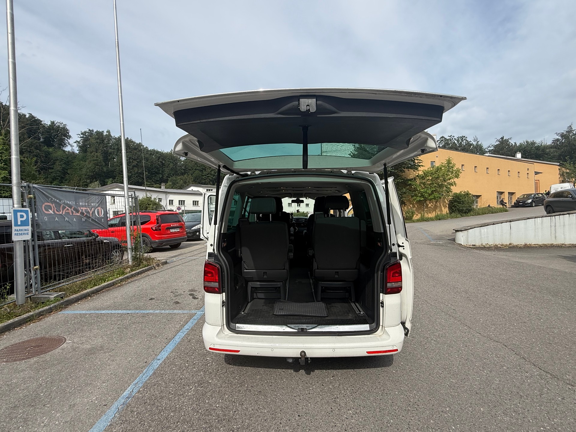 VW T5 Multivan 2.0 Bi-TDI CR Comfortline 4Motion DSG-image-17