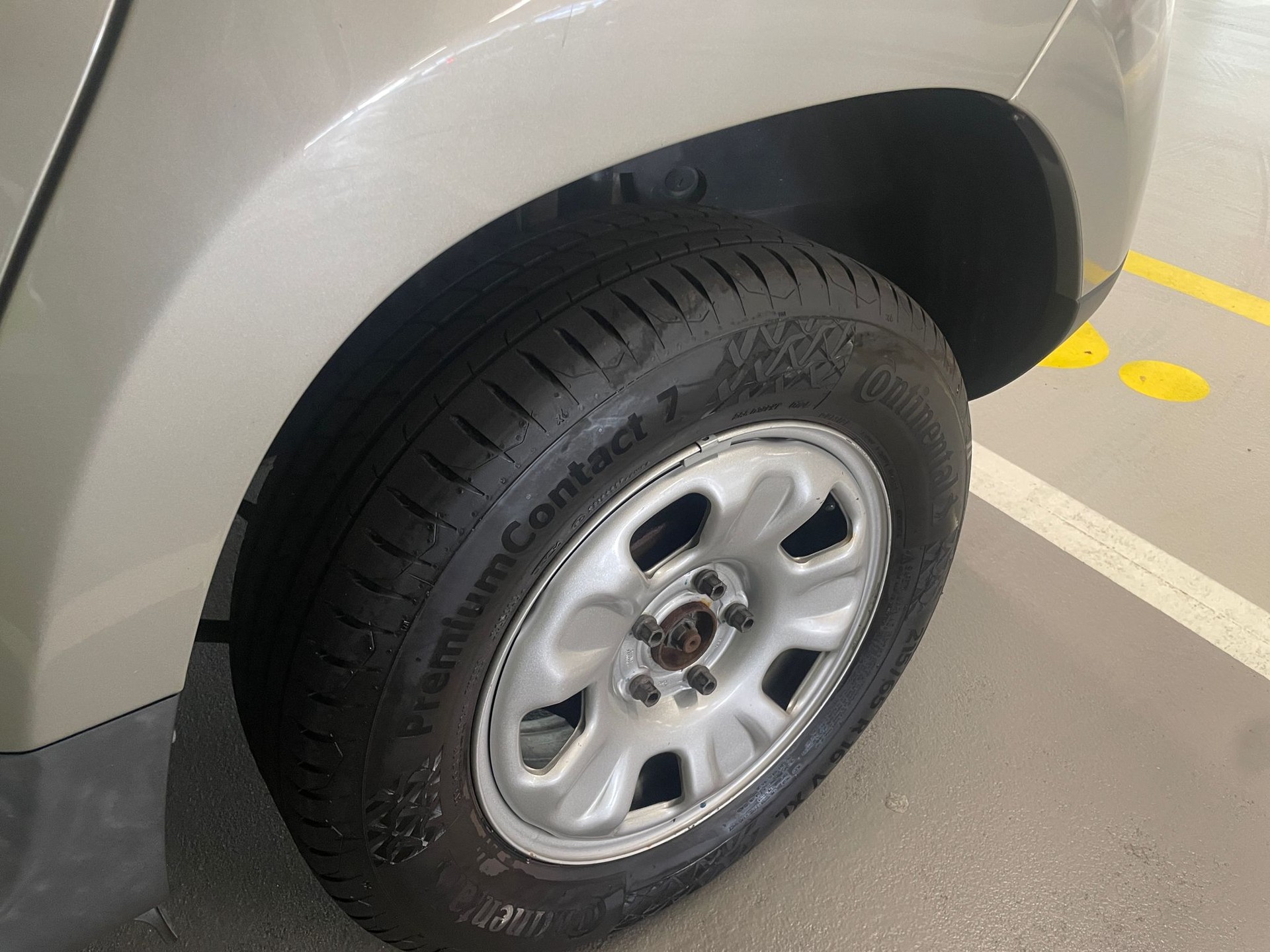 DACIA Duster 1.6 Lauréate 4x4 // MFK NEU-image-20