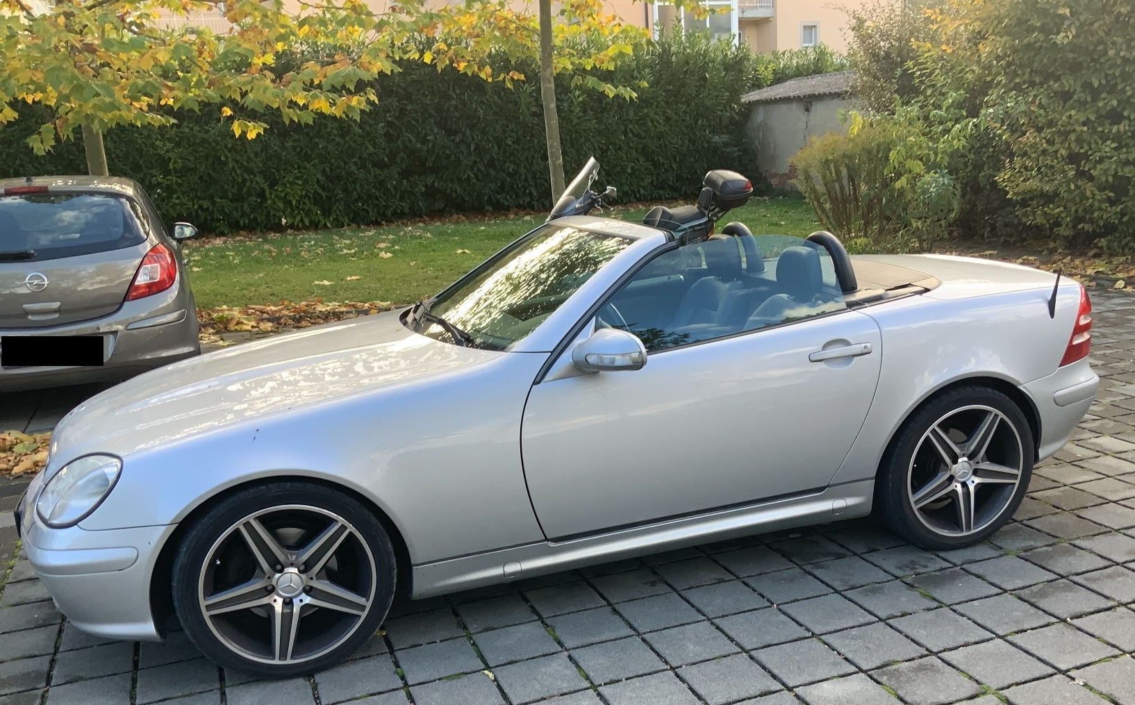 Car photo