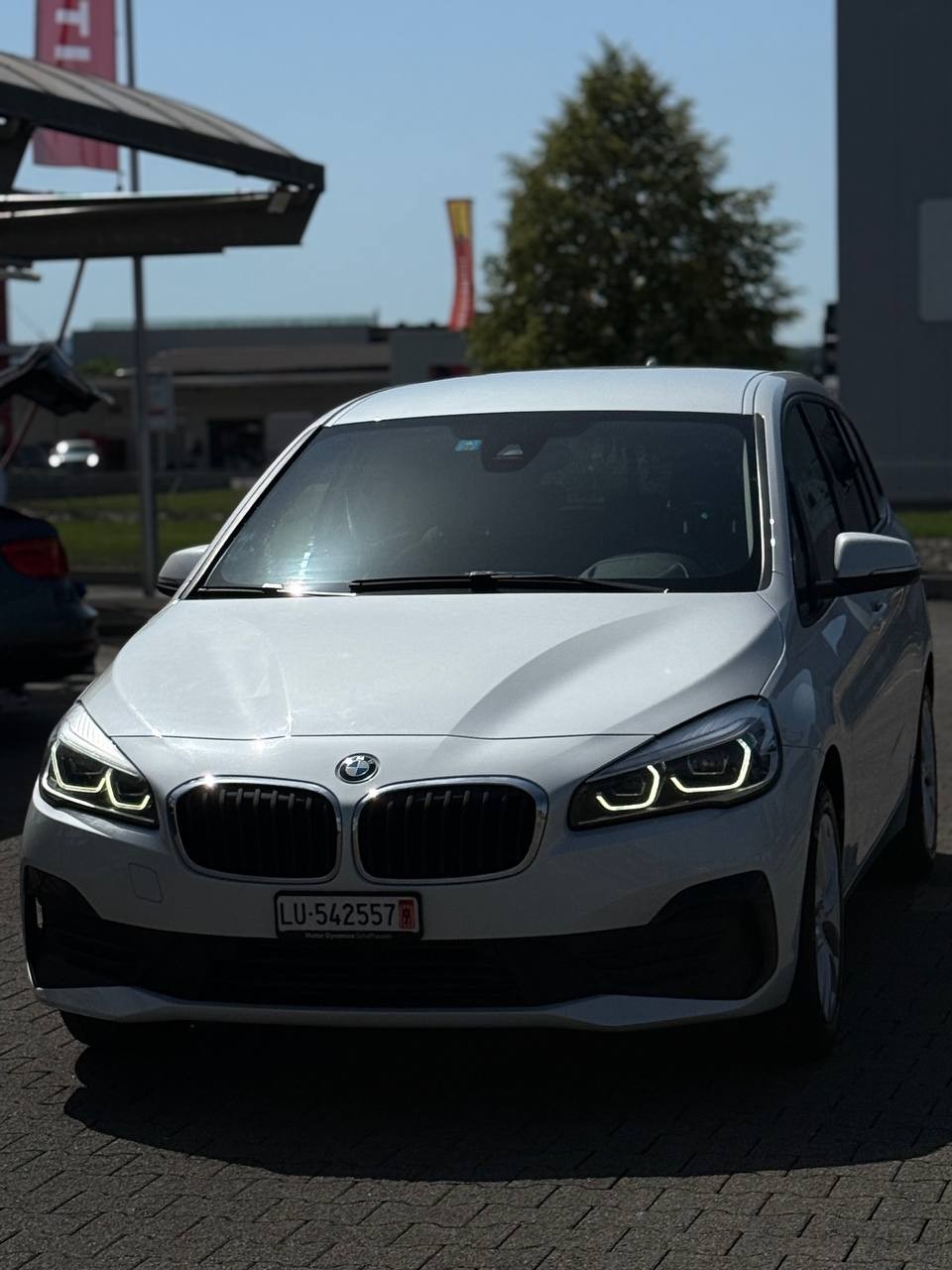 BMW 218d xDrive Gran Tourer Steptronic CH Fahrzeug-image-0