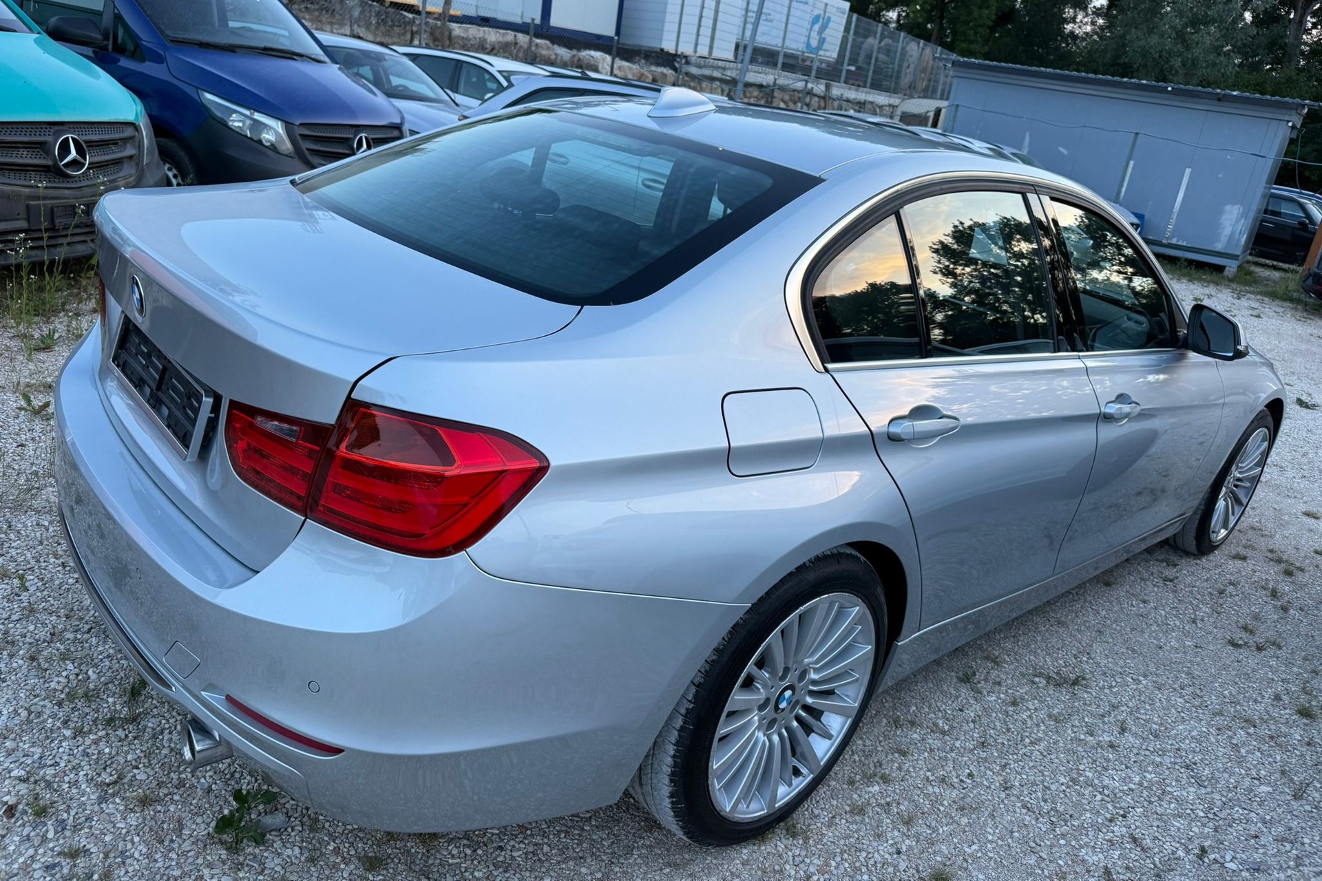 BMW 335i Modern Line Steptronic-image-3