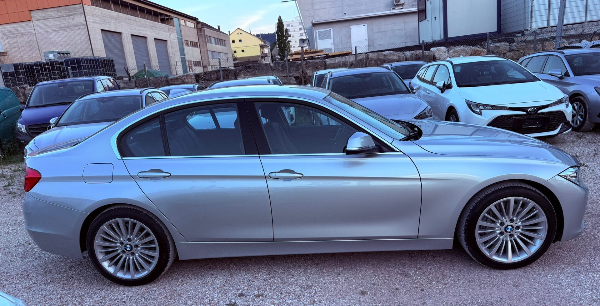 BMW 335i Modern Line Steptronic-image-7