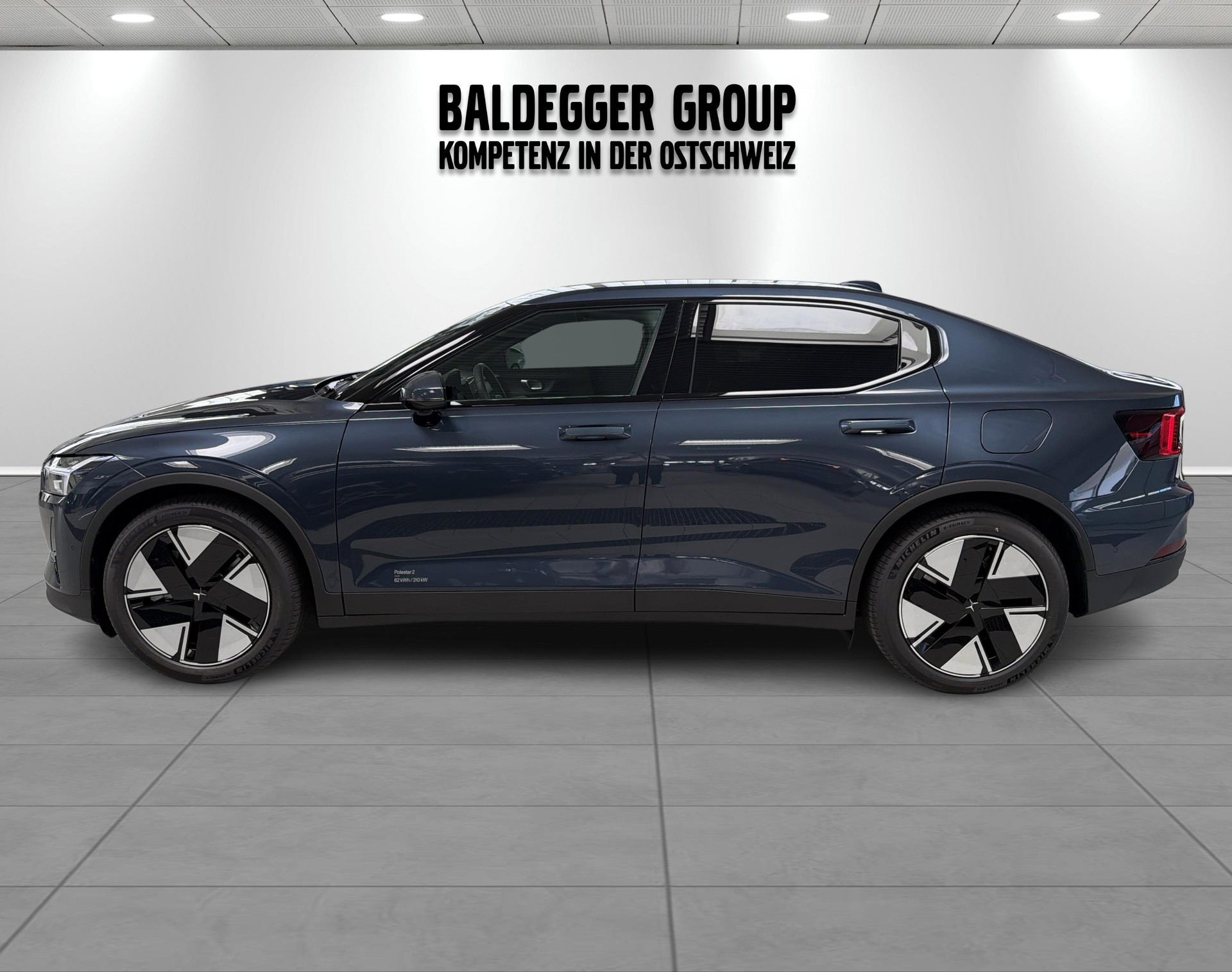 POLESTAR 2 Long Range Dual Motor Prime-showroom-element-1