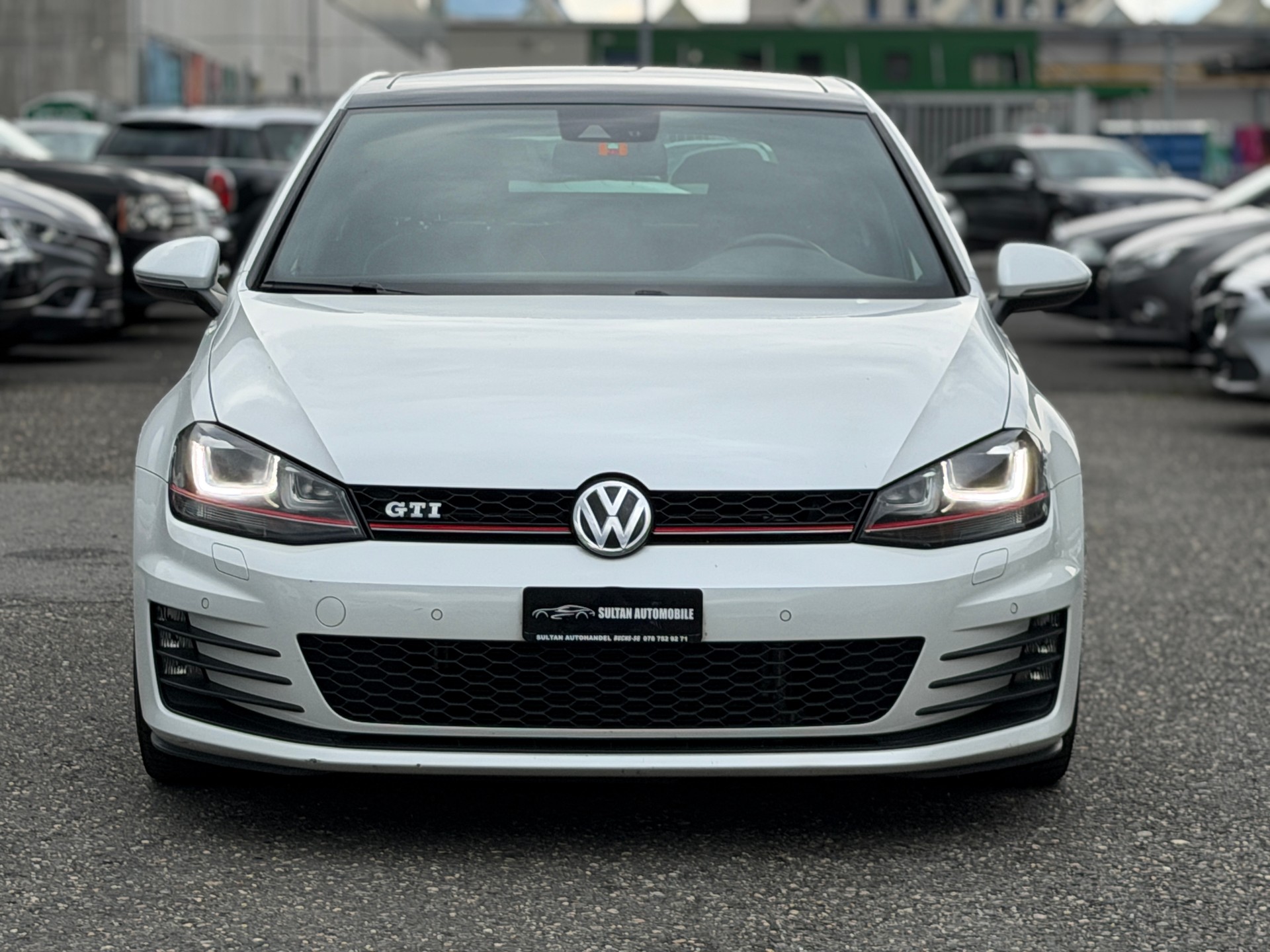 VW Golf 2.0 TSI GTI Performance-image-0