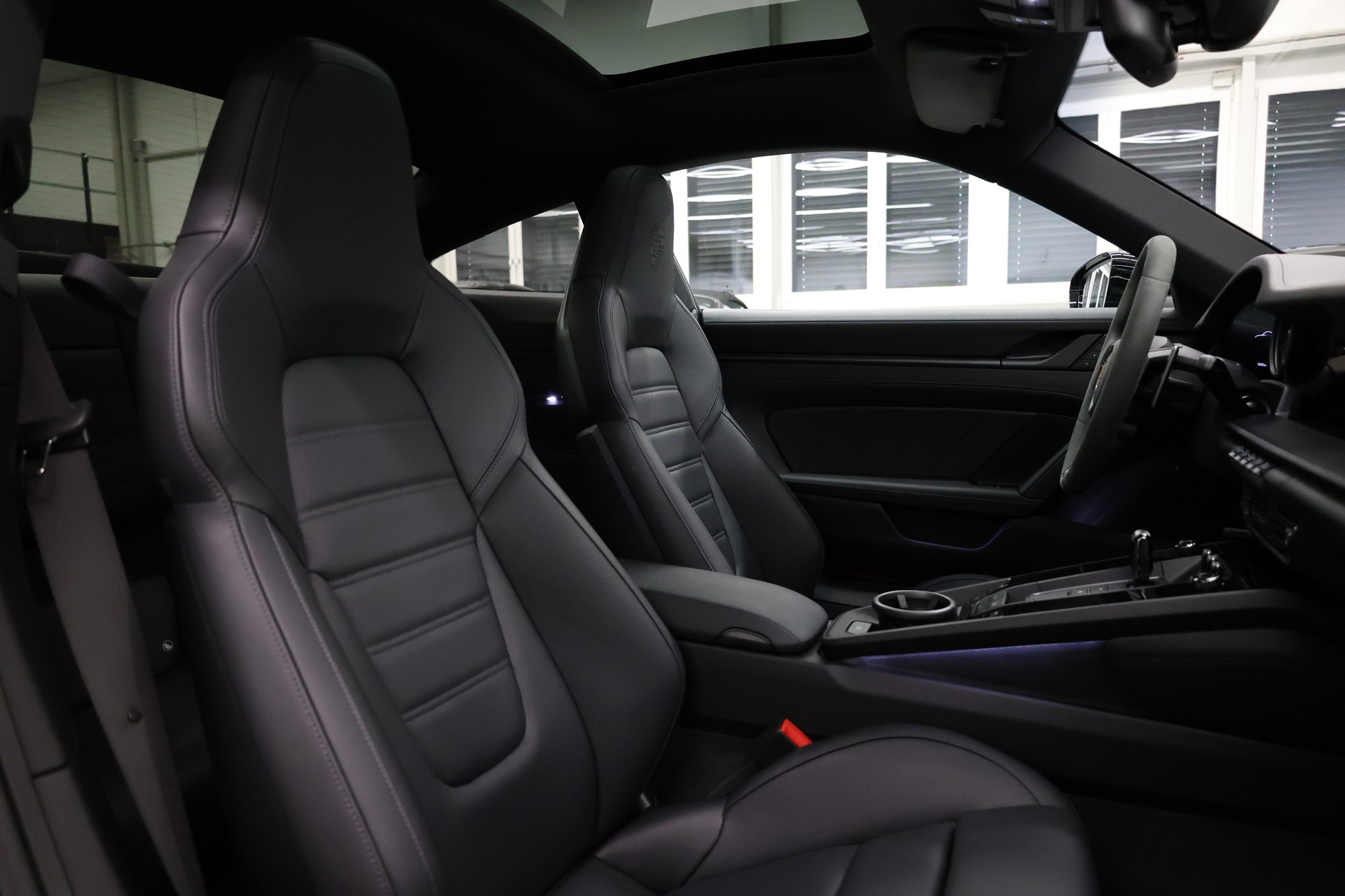 PORSCHE 911 Coupé 3.0 Carrera 4 GTS PDK-image-20