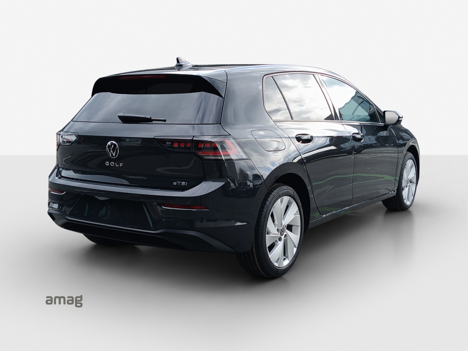VW Golf 1.5 e TSI mHEV United DSG-image-4