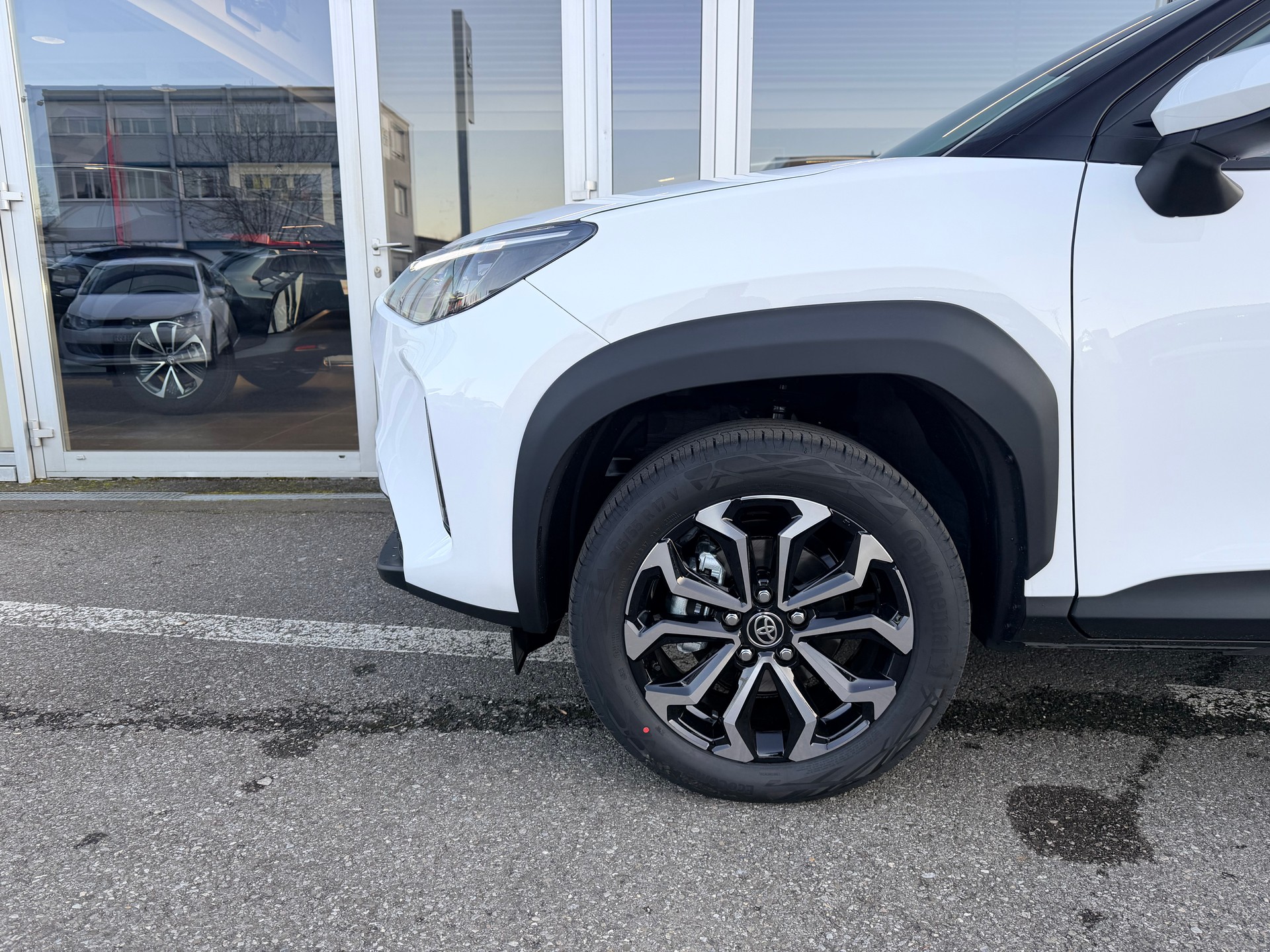TOYOTA Yaris Cross 1.5 Trend e-CVT-image-5
