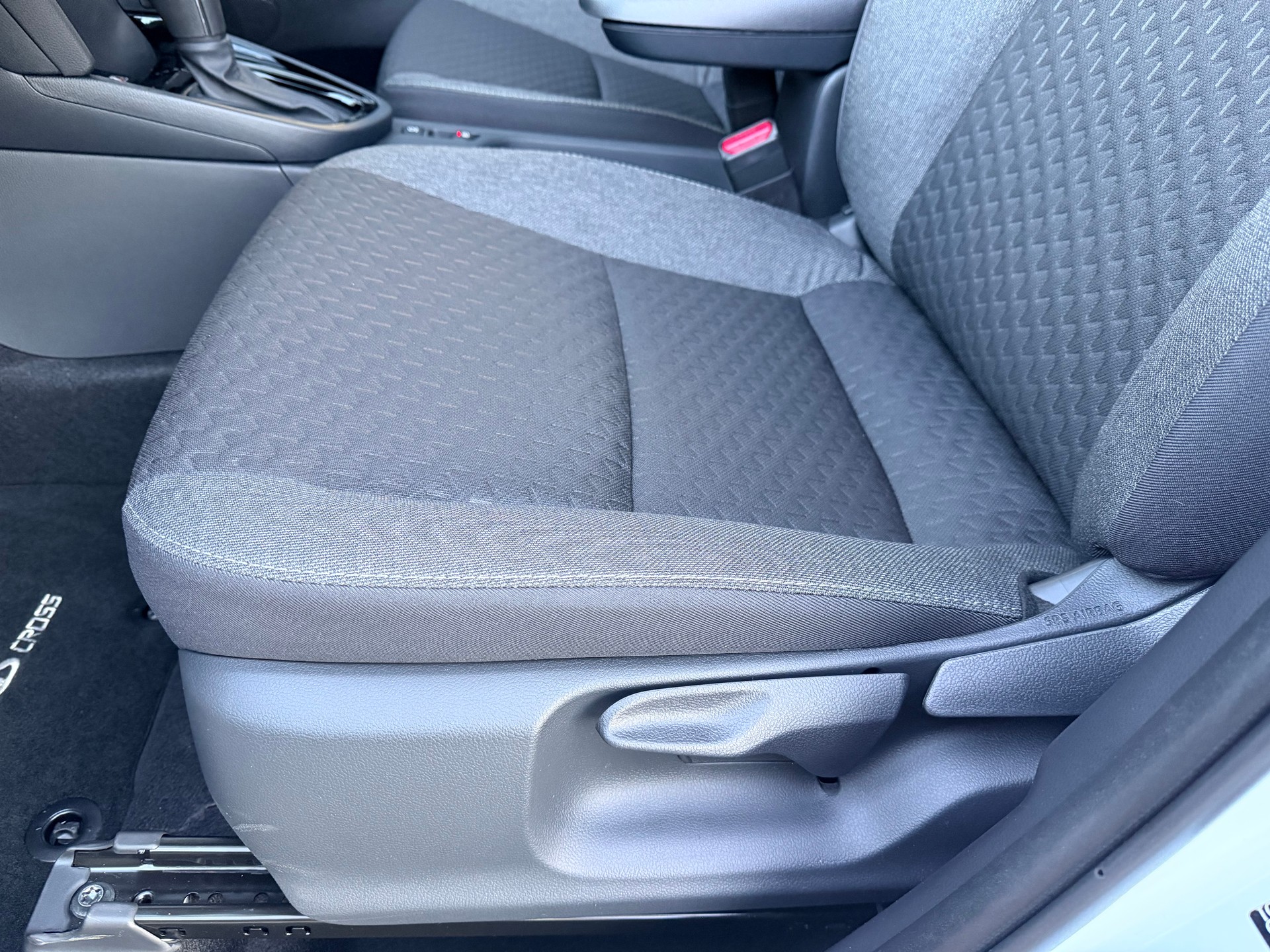 TOYOTA Yaris Cross 1.5 Trend e-CVT-image-13
